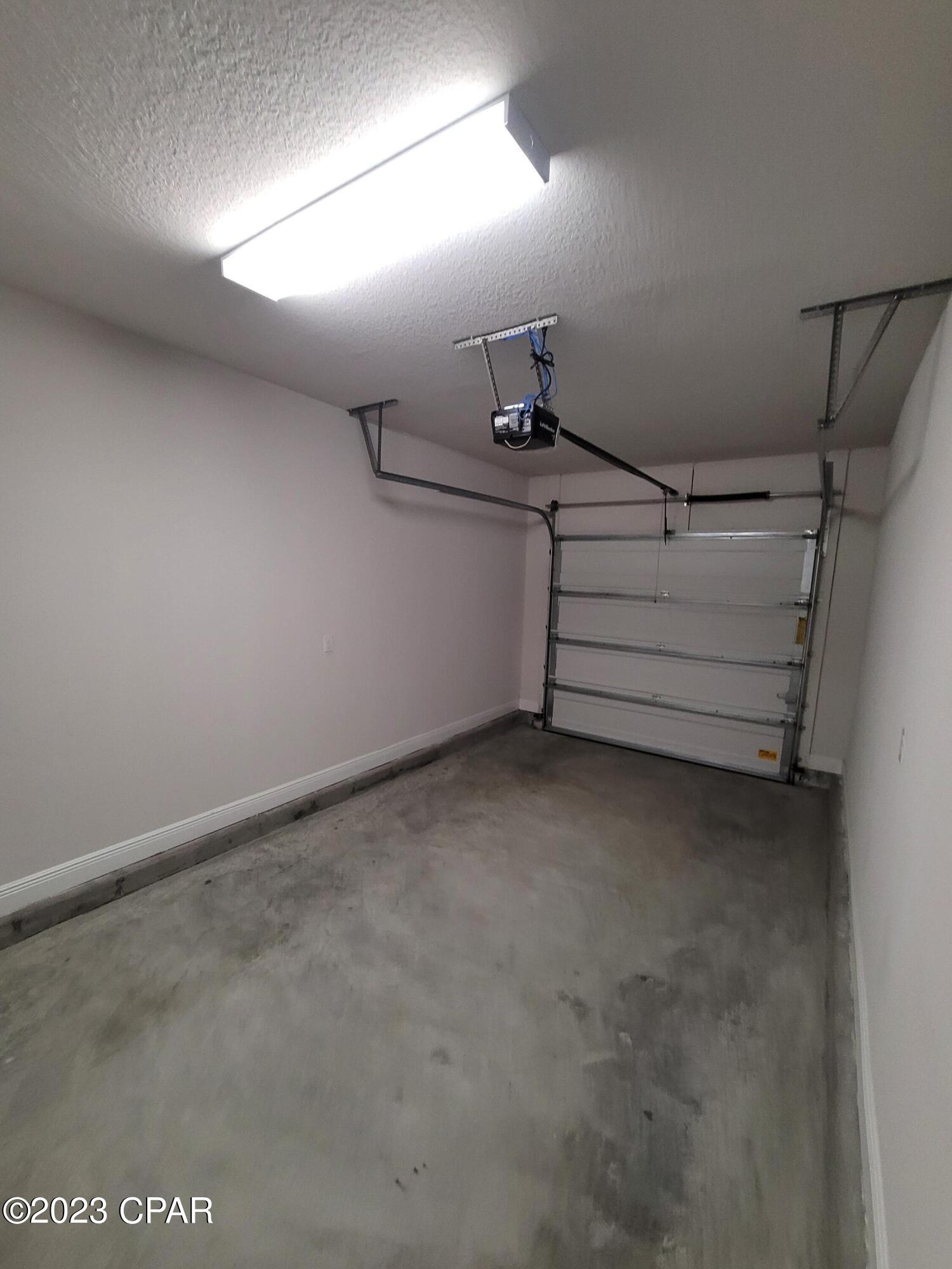 Hathaway Townhomes - Residential Lease