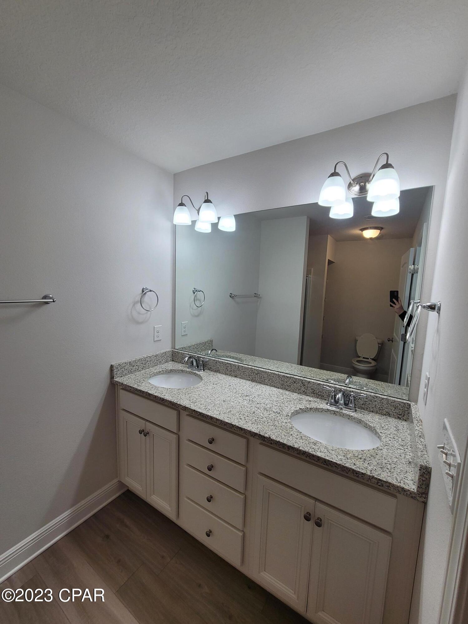 Hathaway Townhomes - Residential Lease