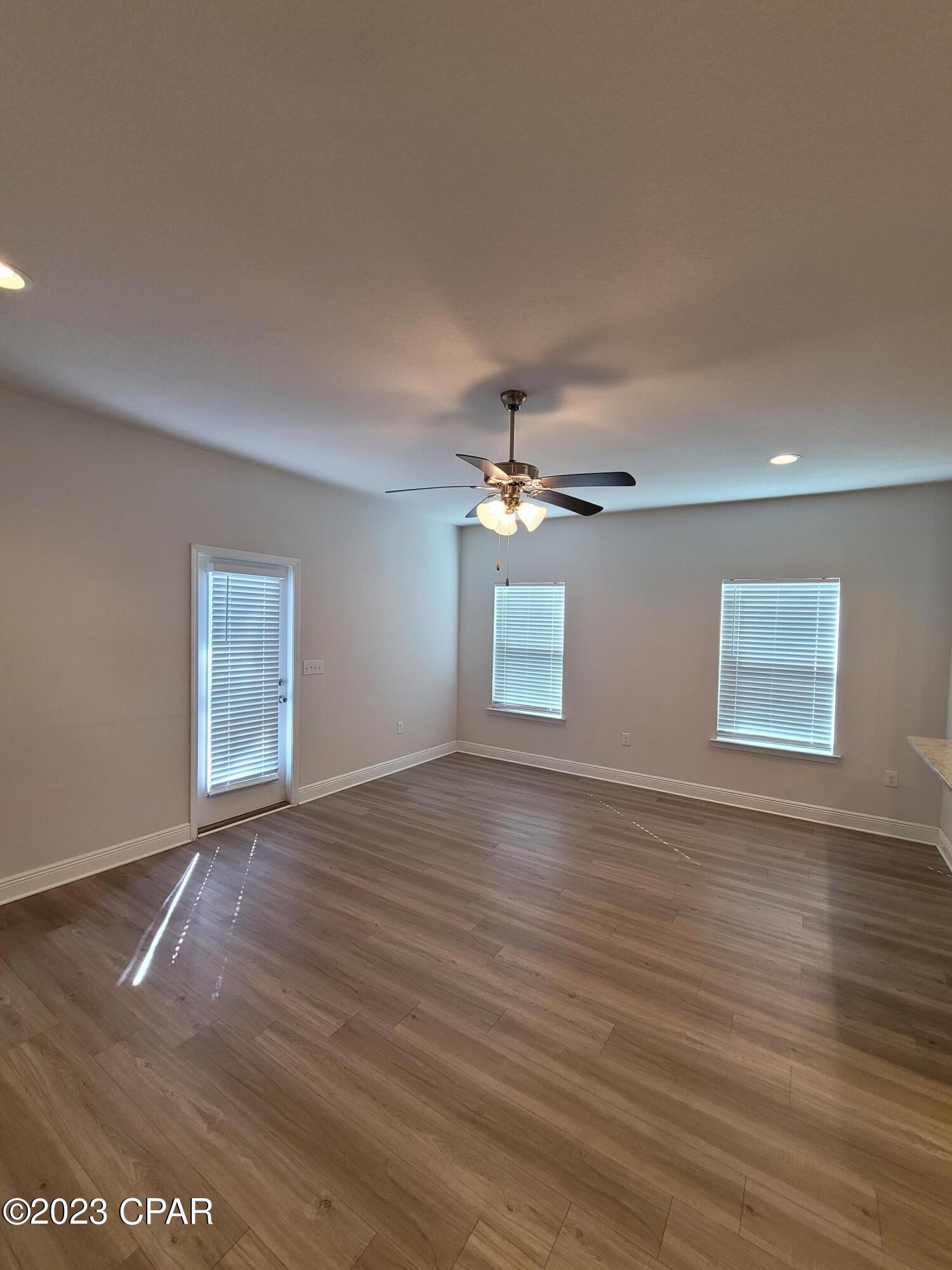 Hathaway Townhomes - Residential Lease