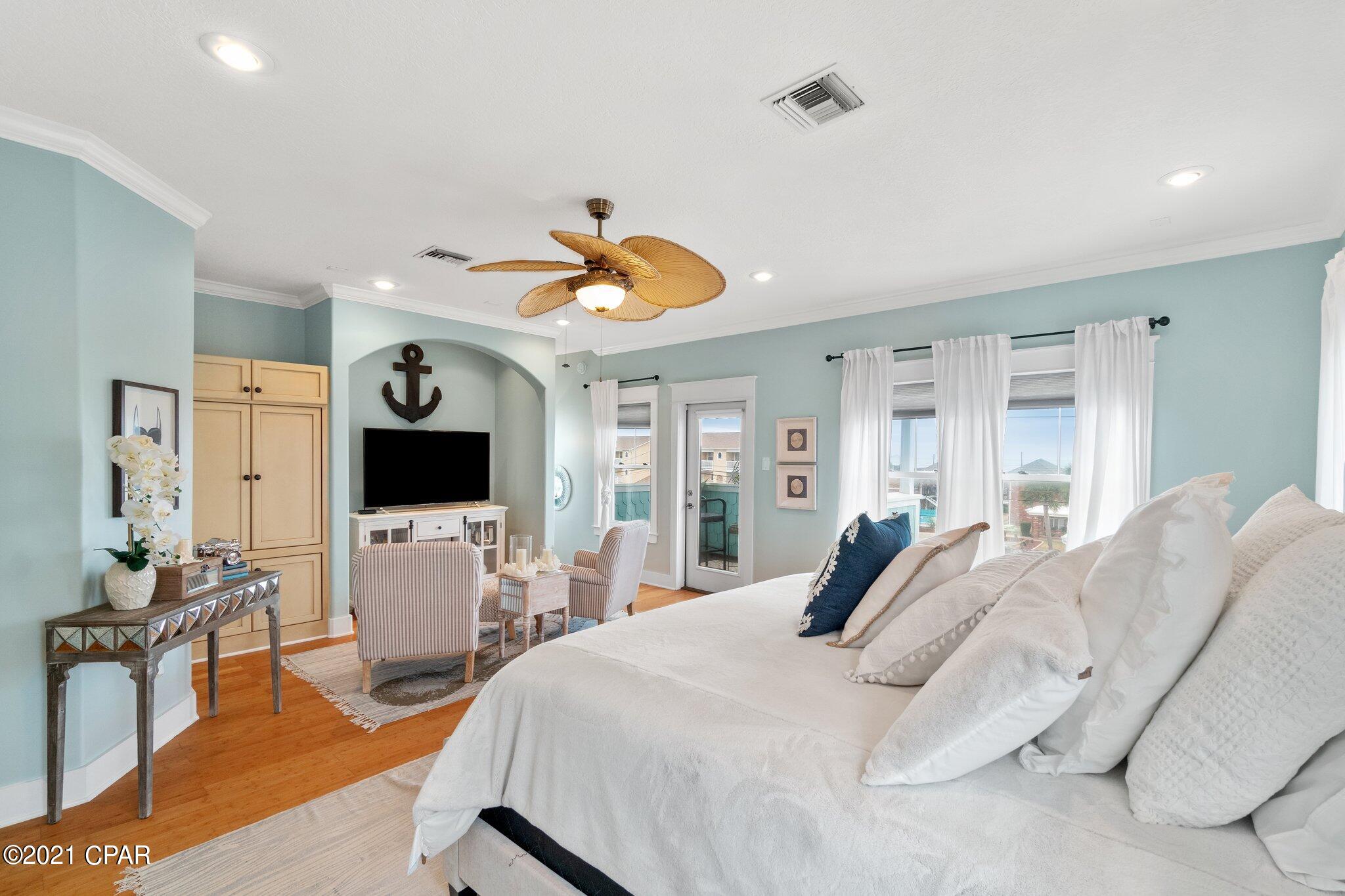 Gulf Lagoon Beach - Residential