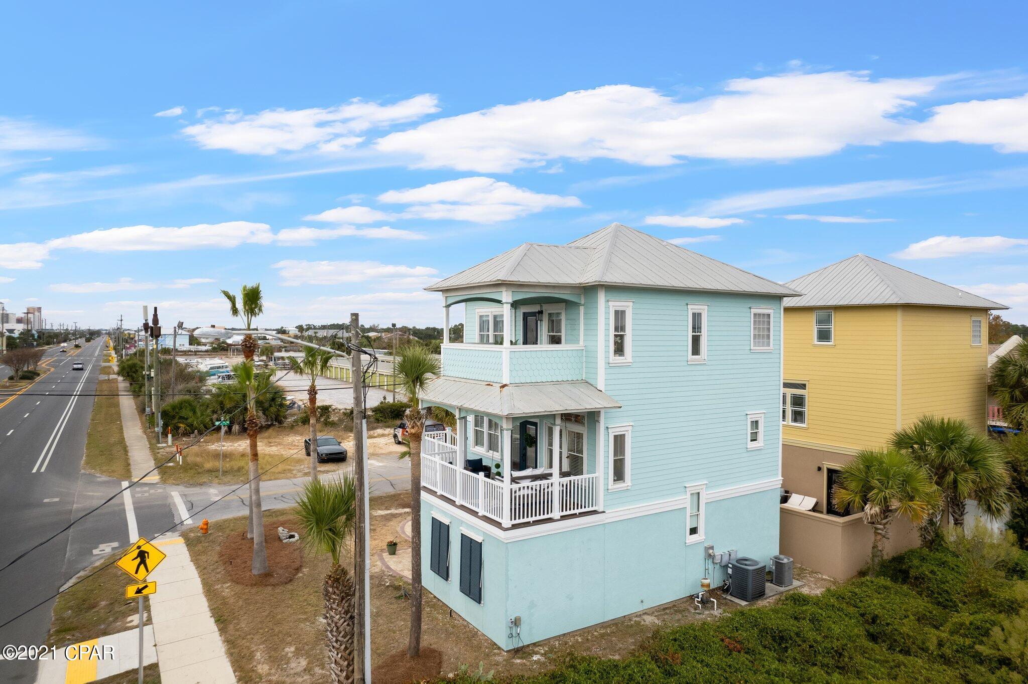 Gulf Lagoon Beach - Residential