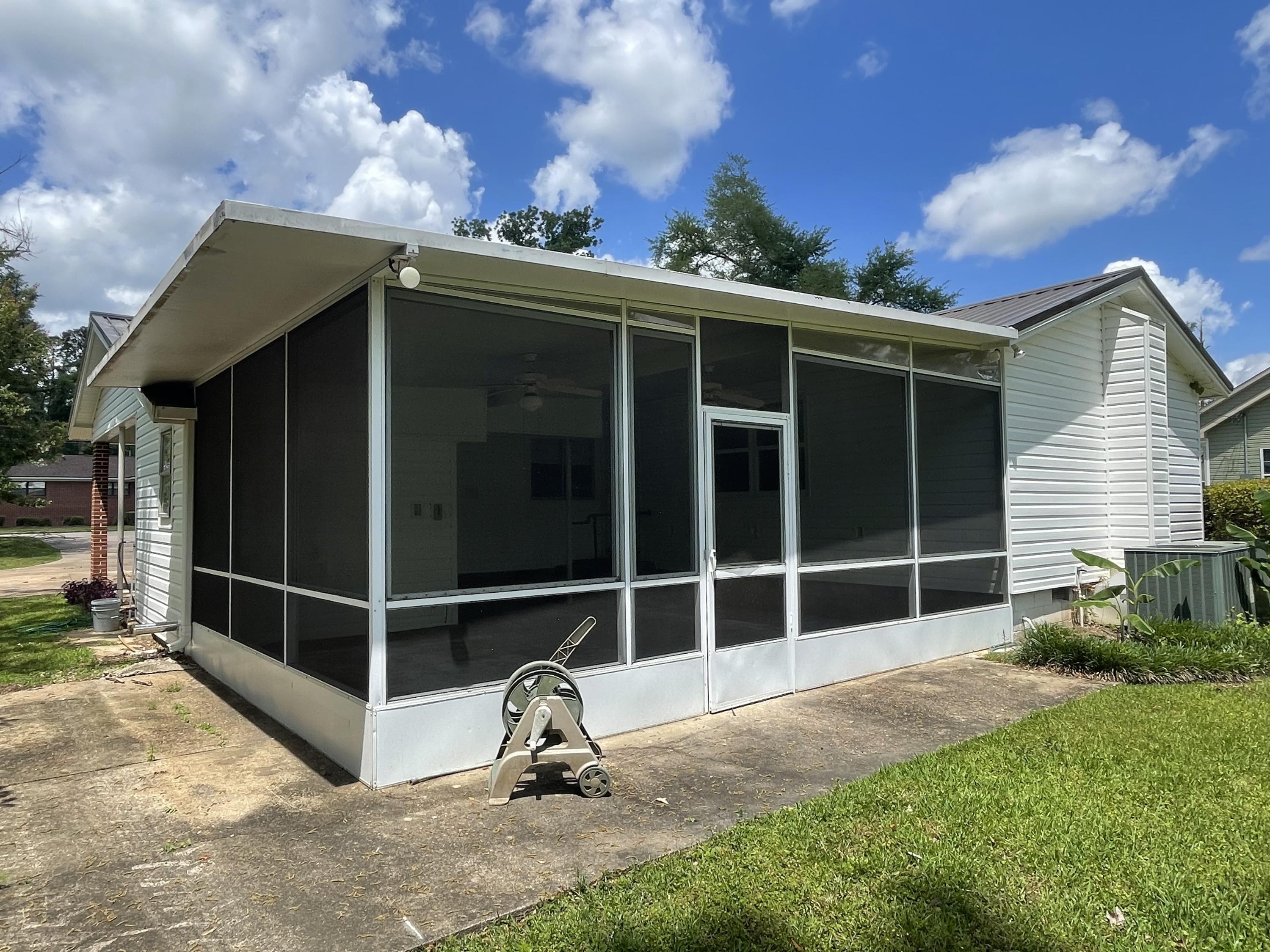 West Manor - Residential