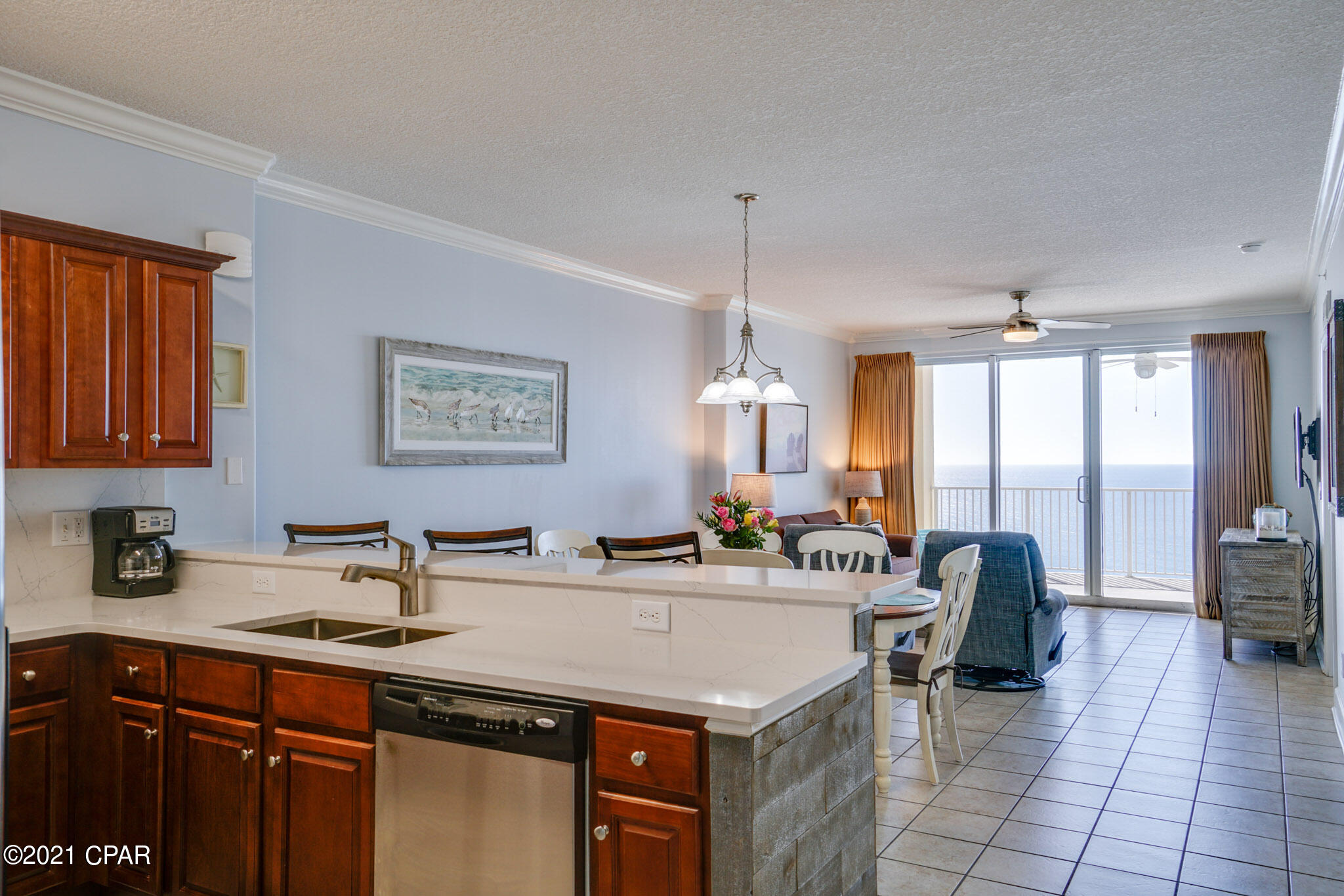 Tropic Winds - Residential