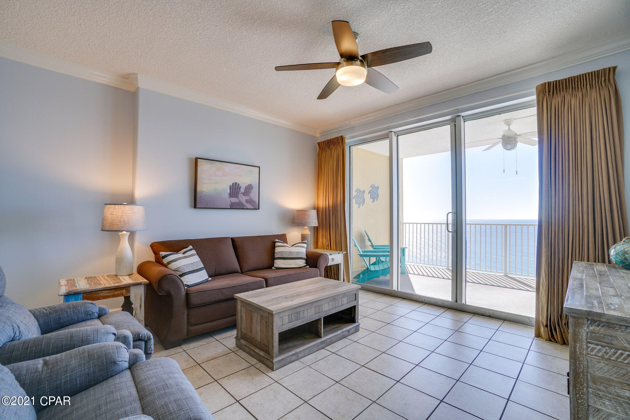 Tropic Winds - Residential