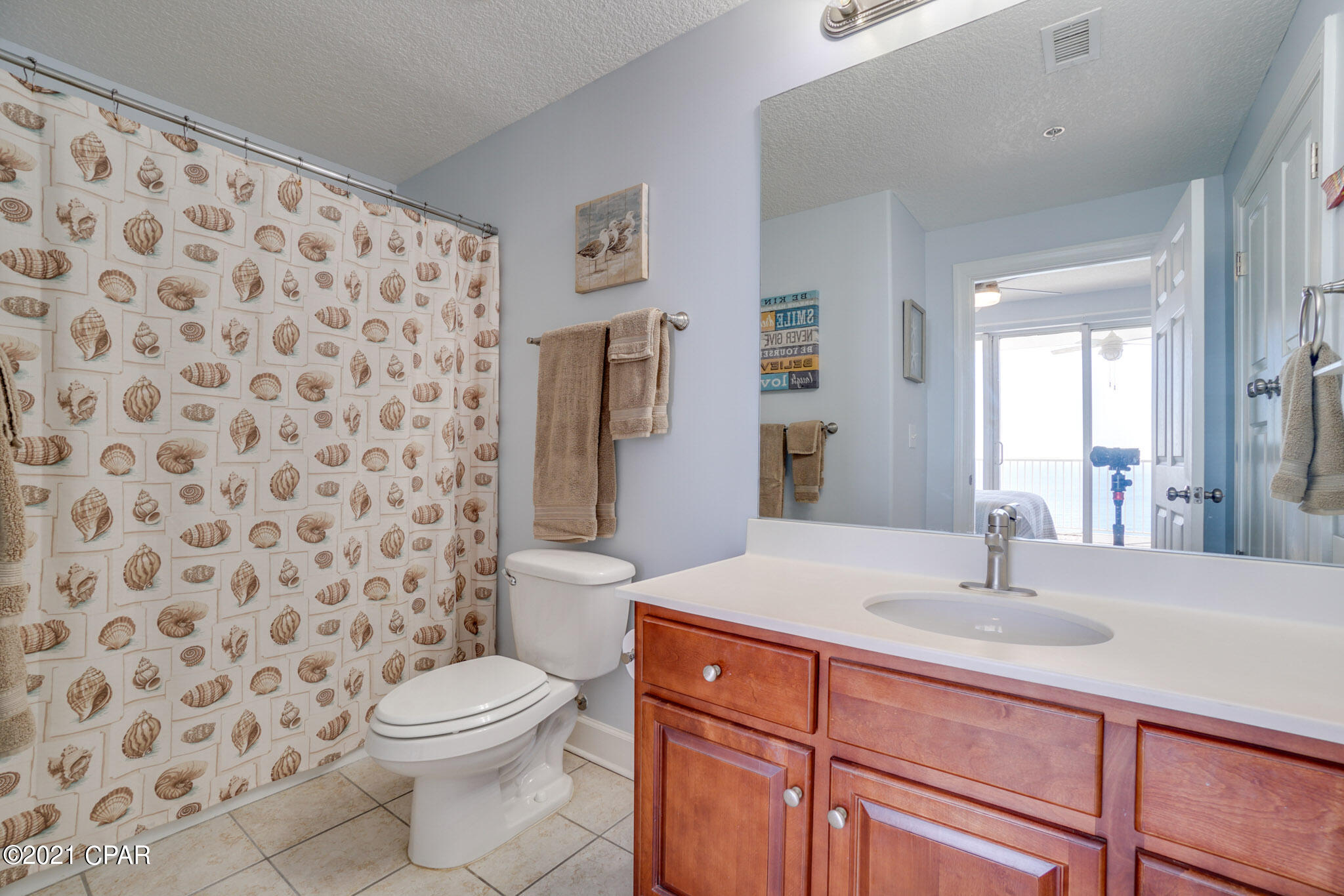 Tropic Winds - Residential