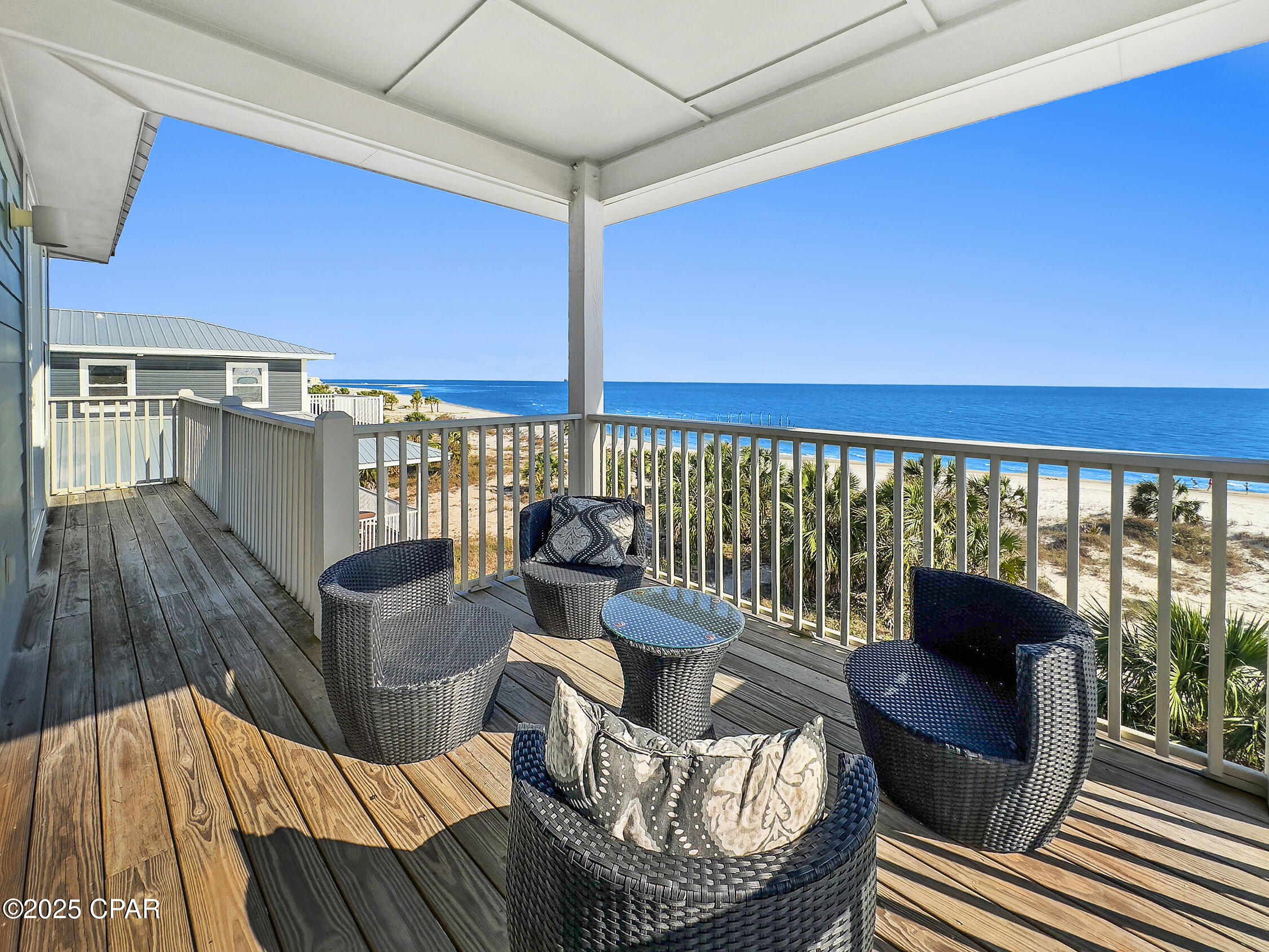 Camp Palms - Residential