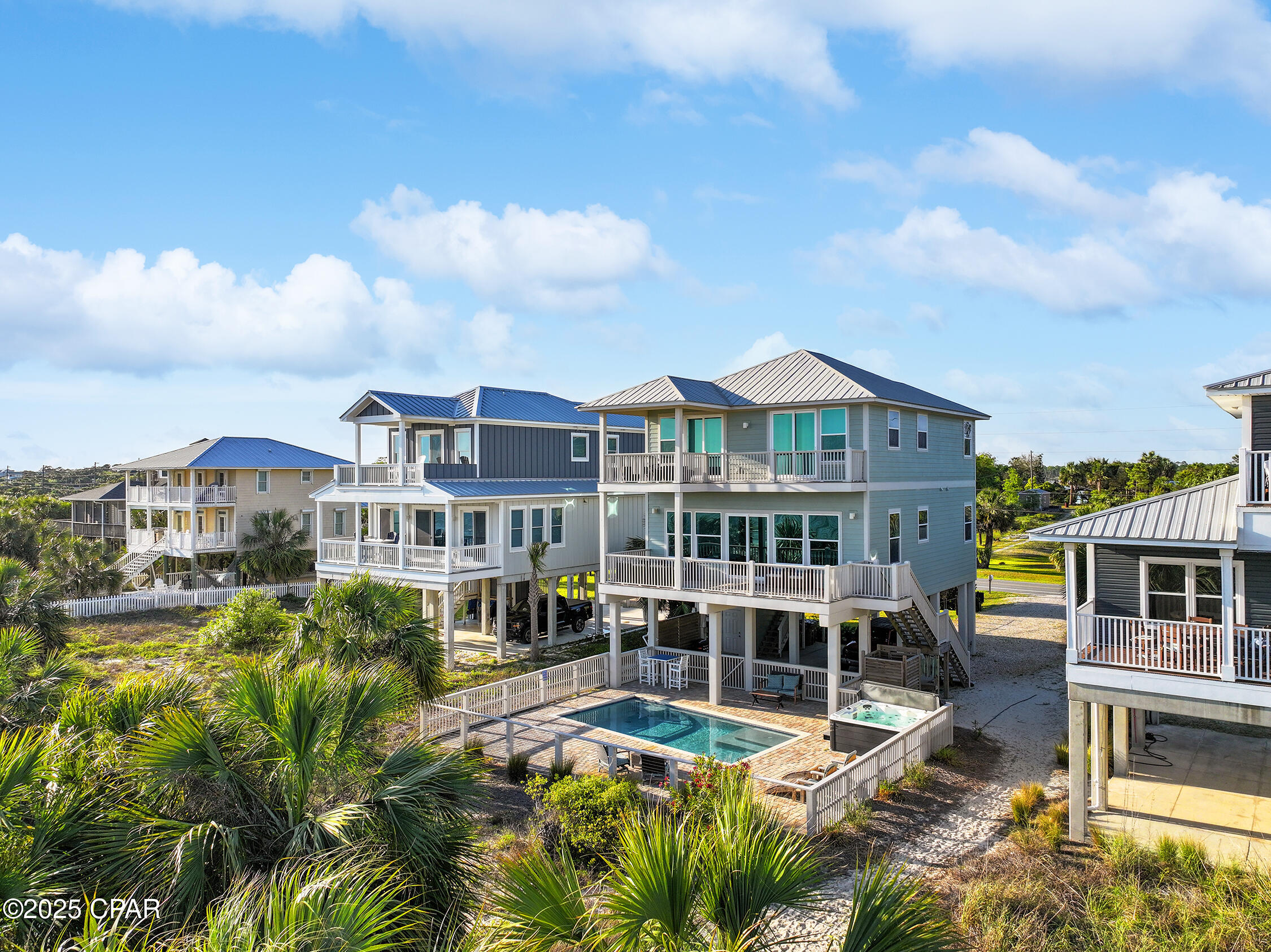 Camp Palms - Residential