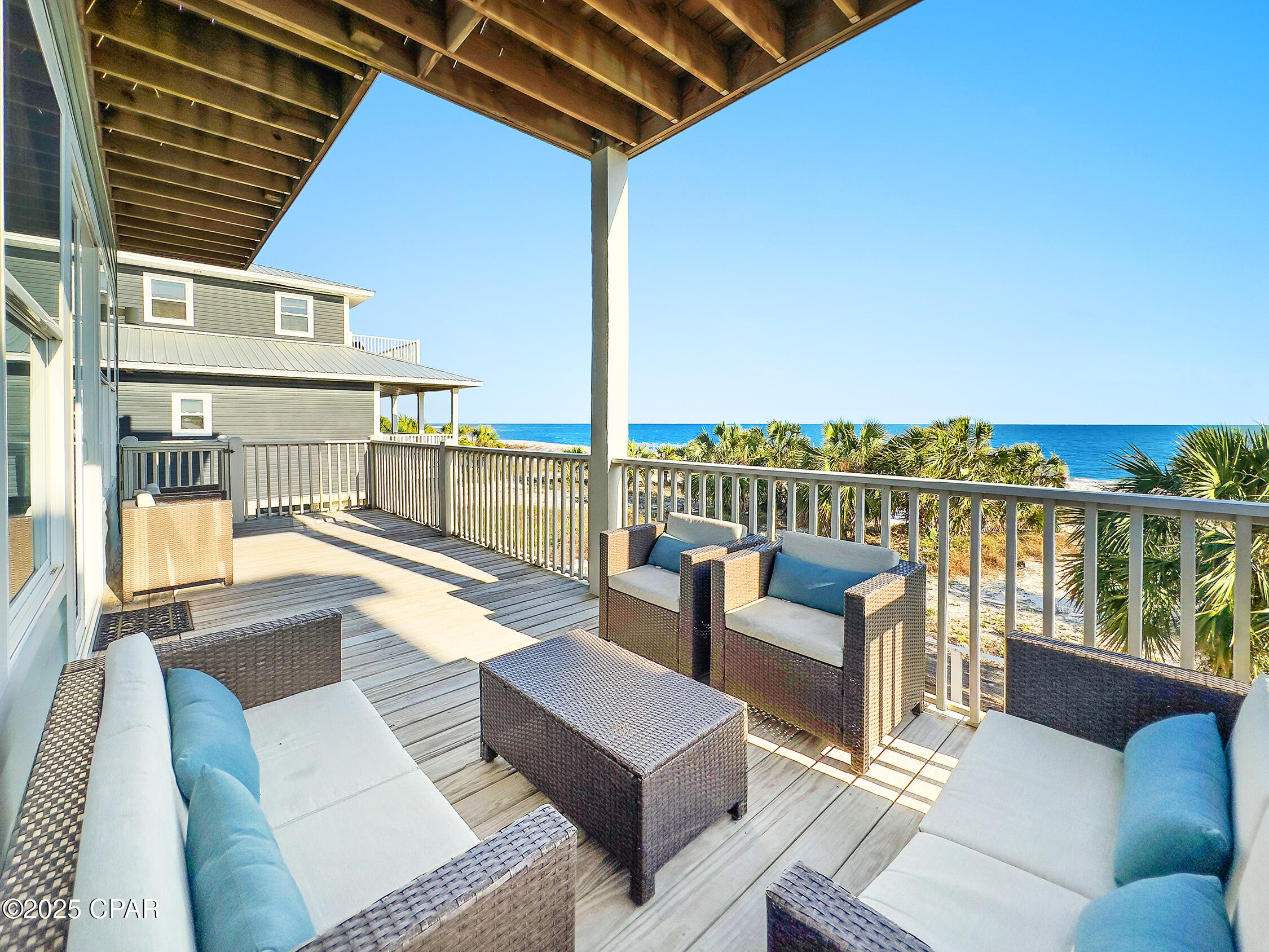 Camp Palms - Residential