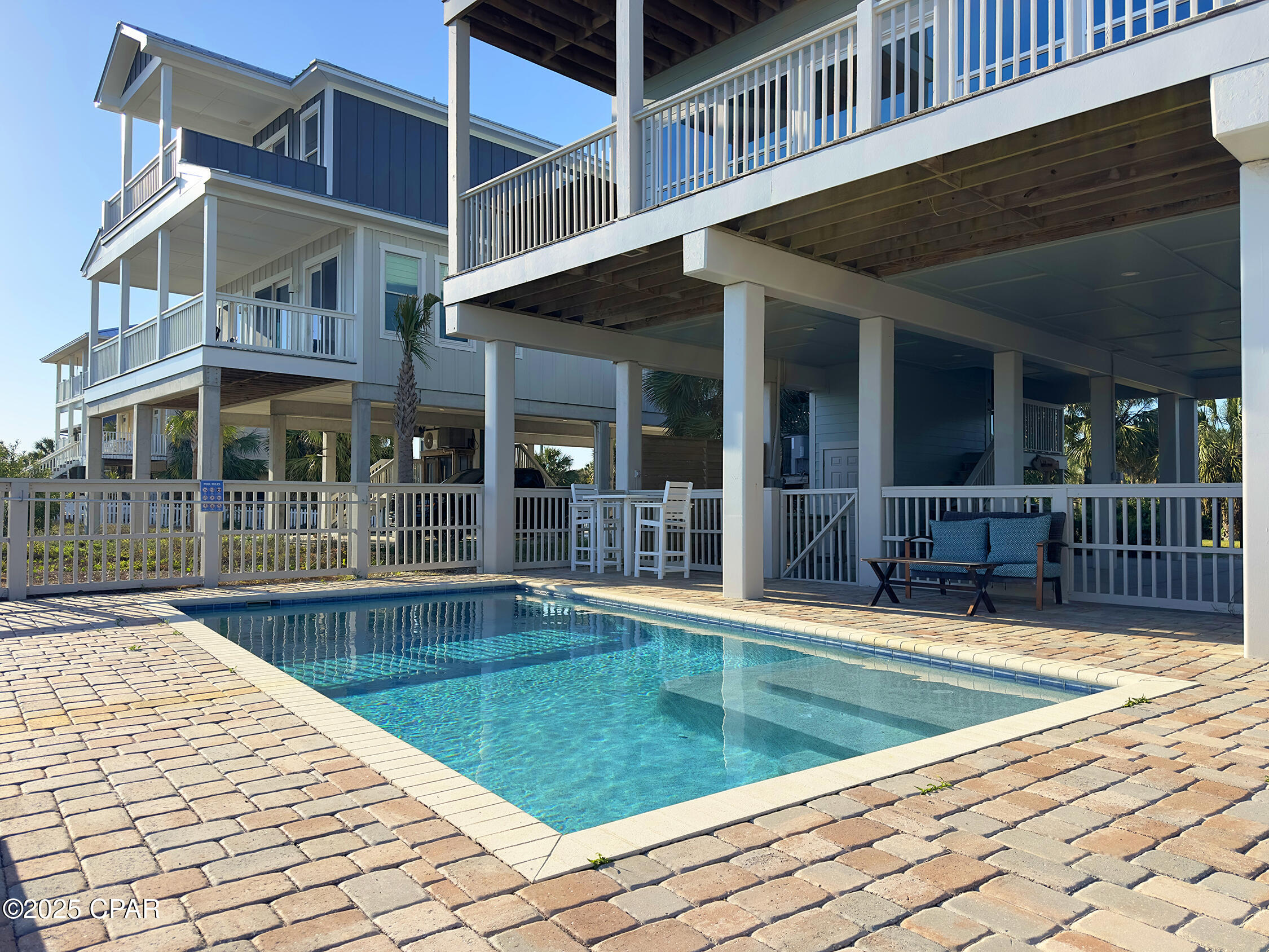 Camp Palms - Residential