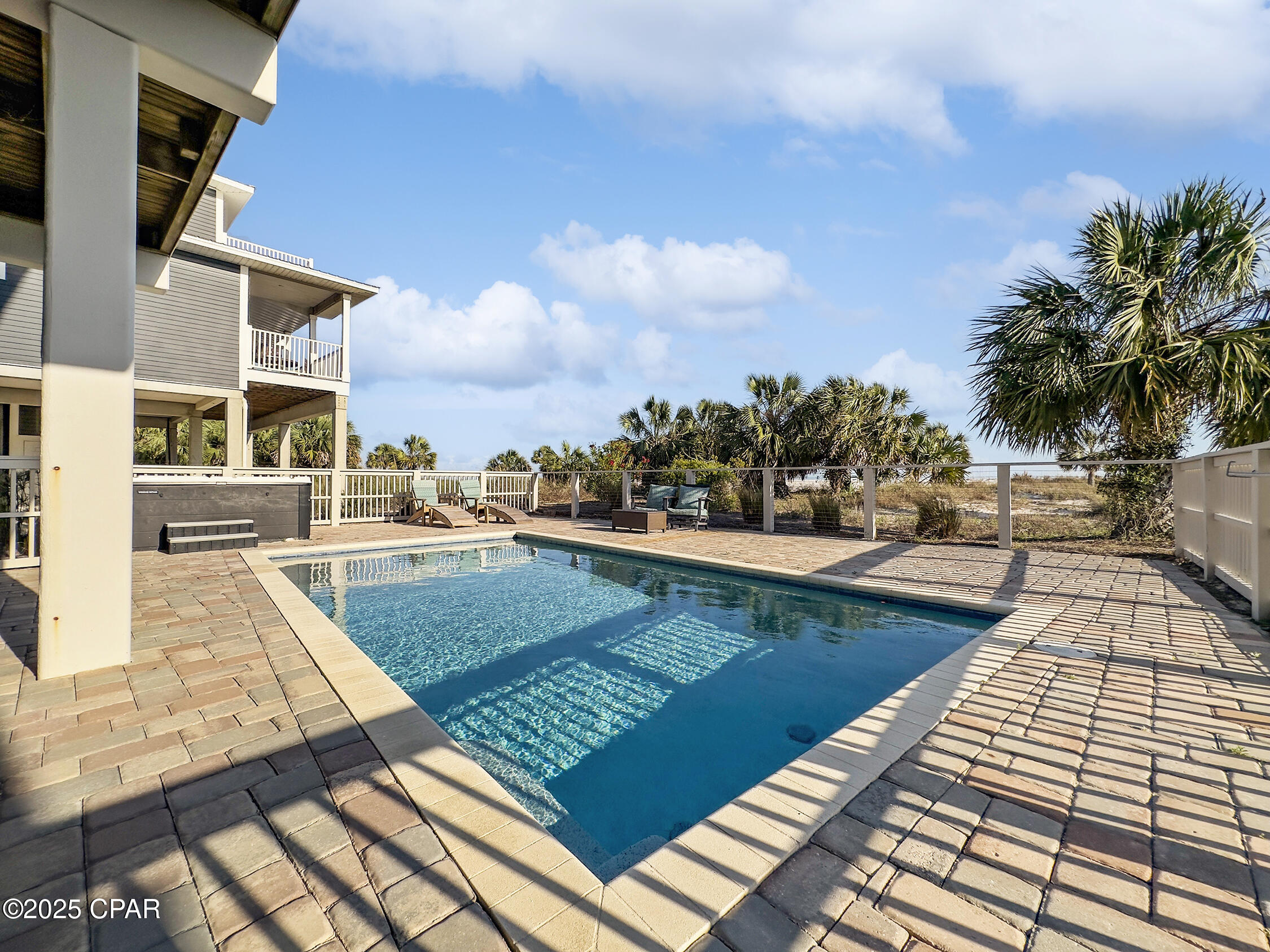 Camp Palms - Residential