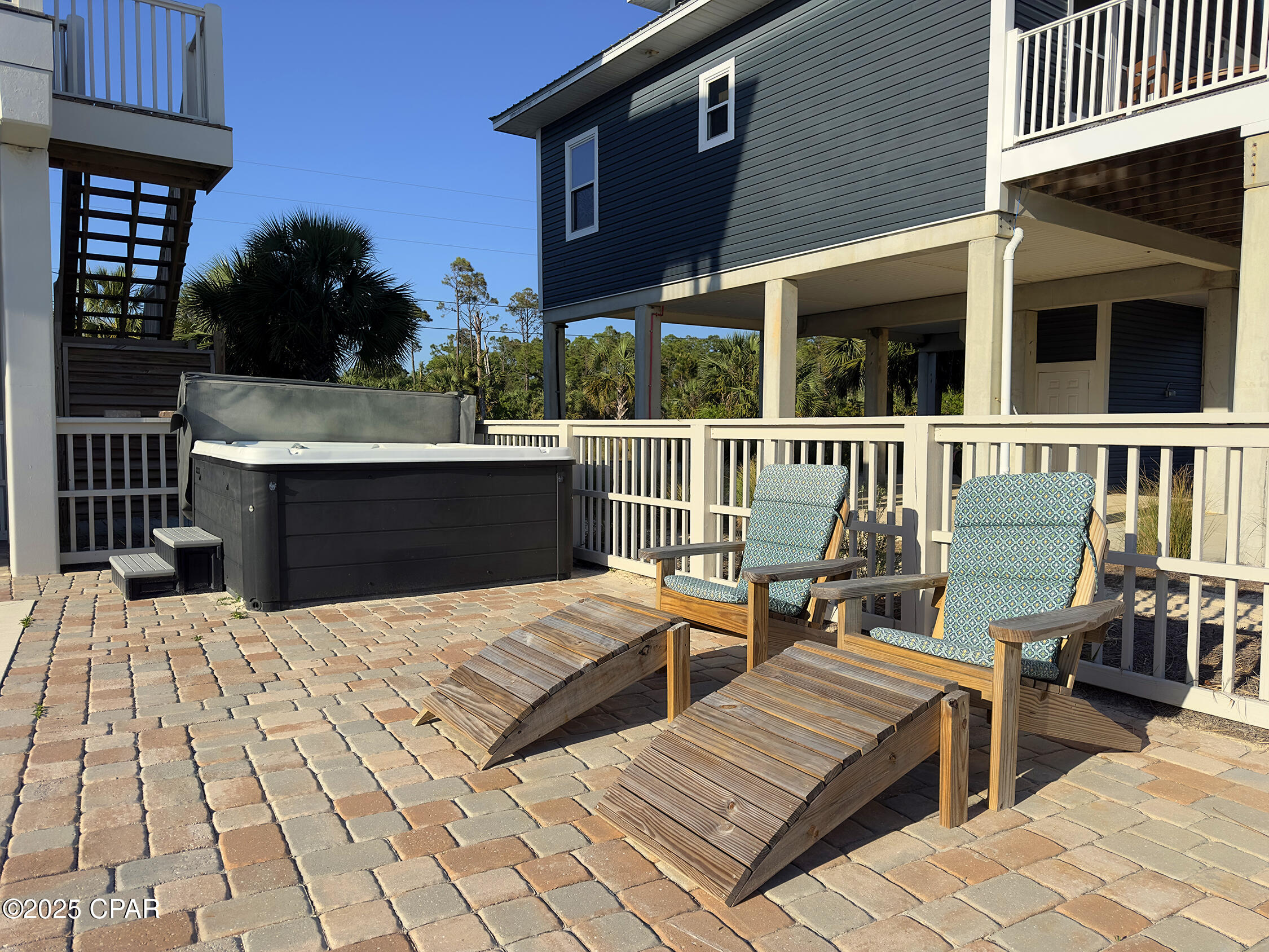 Camp Palms - Residential