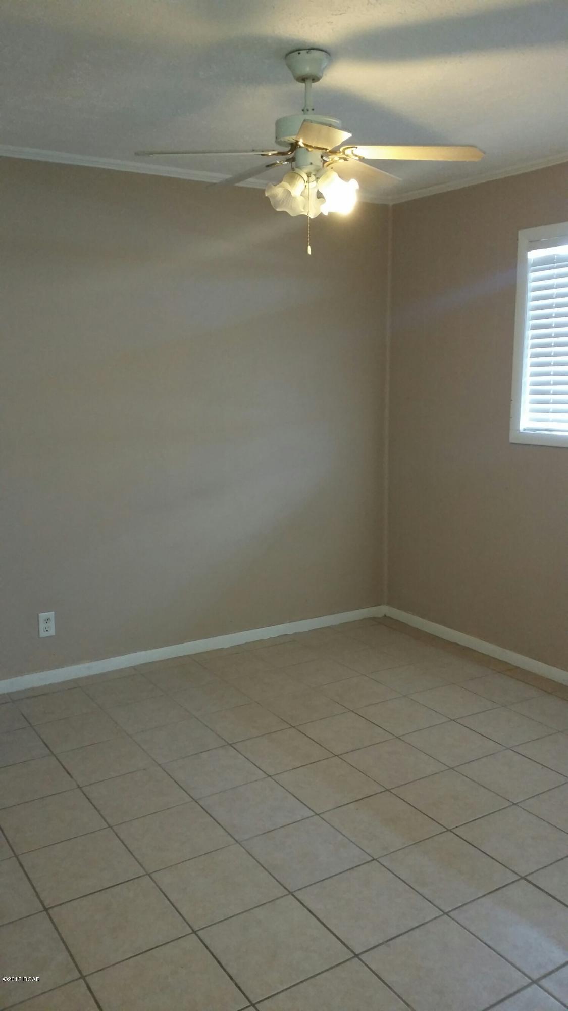 Lazy Daze Condo. - Residential