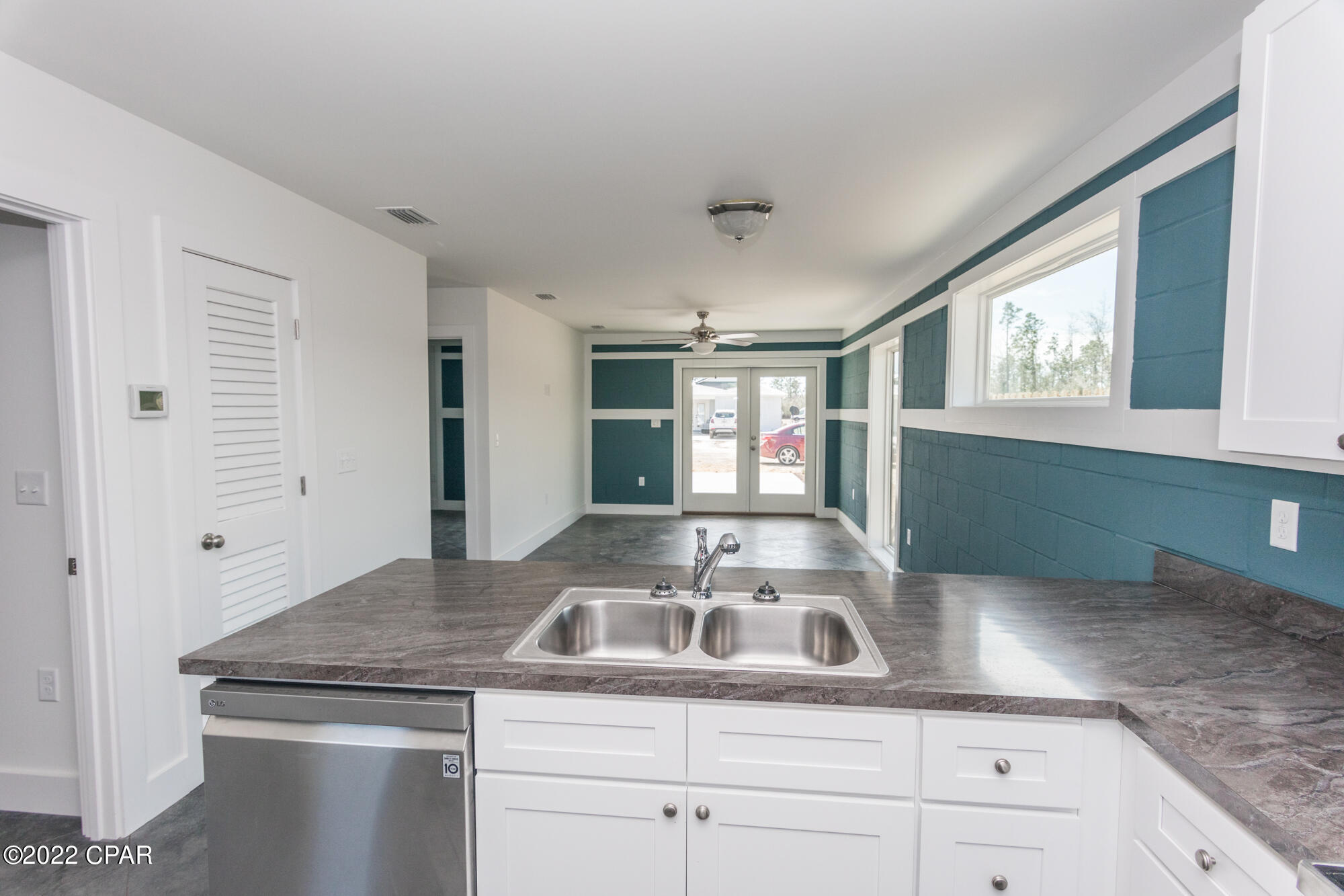 South Caravana Manor - Residential