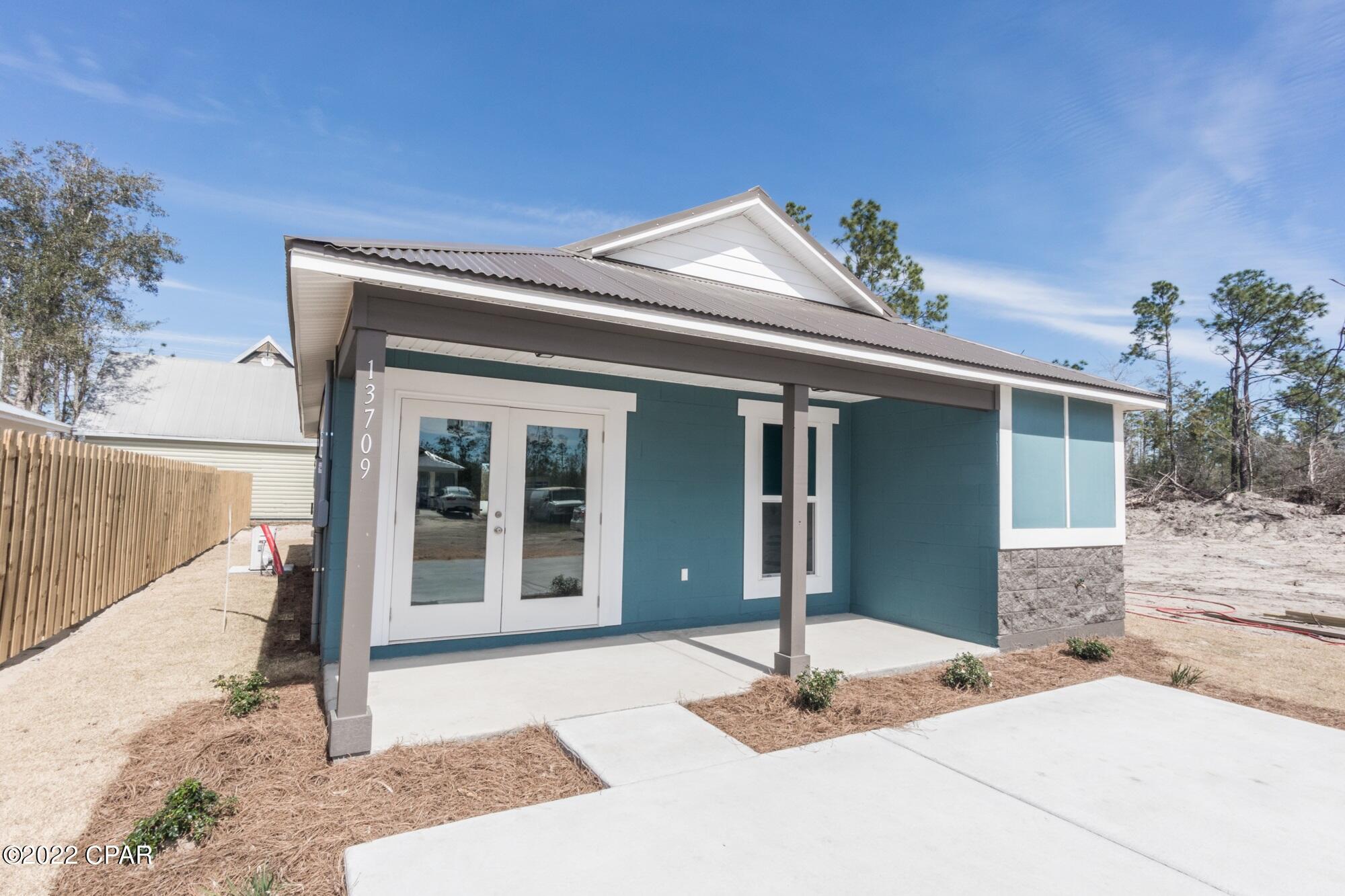 South Caravana Manor - Residential