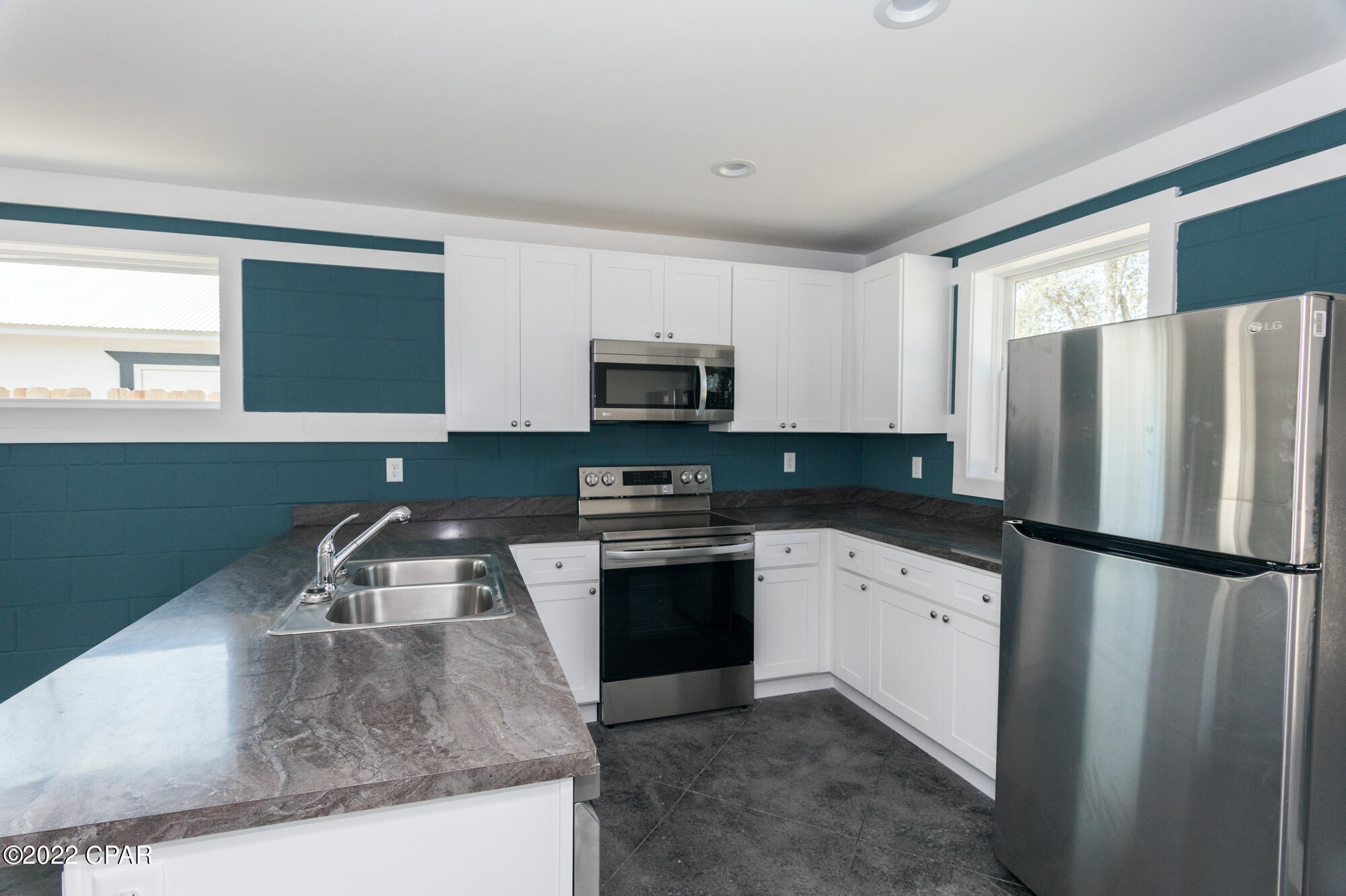 South Caravana Manor - Residential