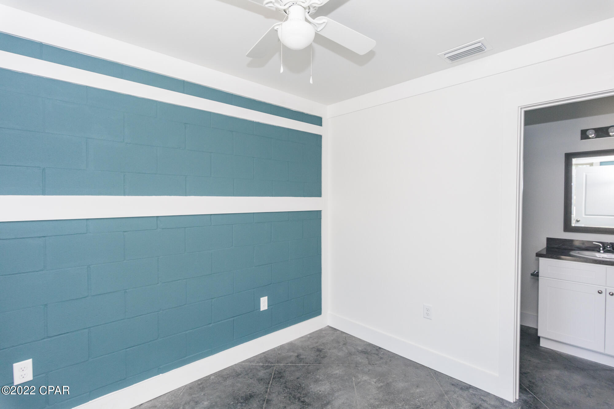 South Caravana Manor - Residential