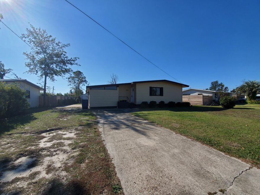 This 3/2 is ready for new owners. Situated in the heart of Panama City. Close to everything. It has tons of space and Is boasting a new roof, the kitchen has been renovated with new cabinets, counter tops, and a deep sink and new faucet, new flooring in the kitchen, dining area and living room, new AC, all appliances convey including washer and dryer, the wiring has been updated, and the outside storage building conveys.  Contact your agent today to schedule a private viewing.