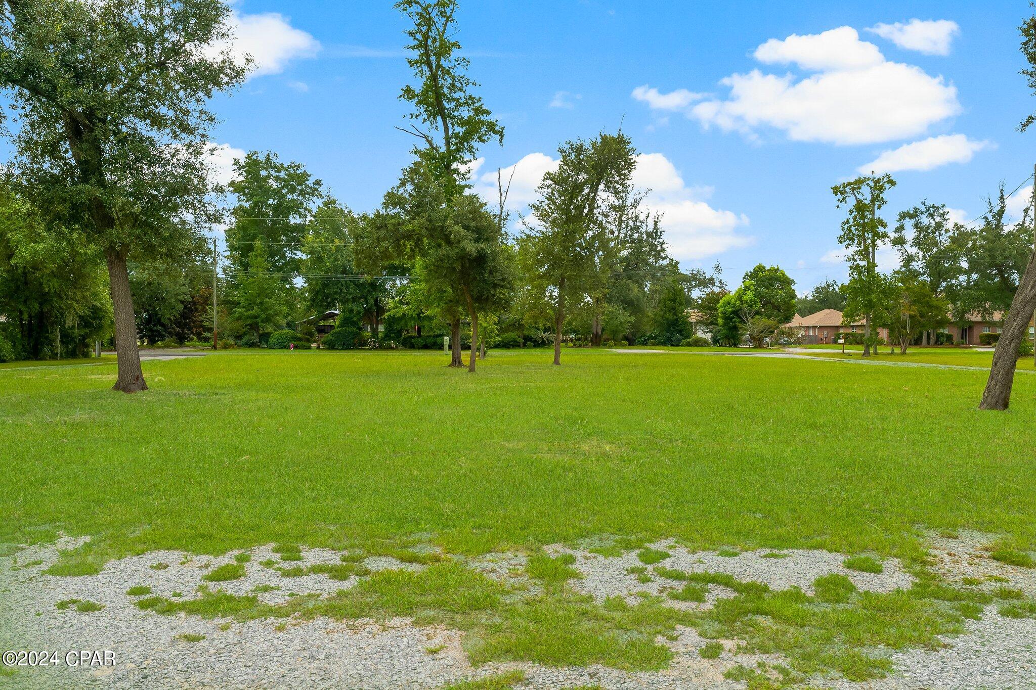 Deerpoint Lake Heights - Residential