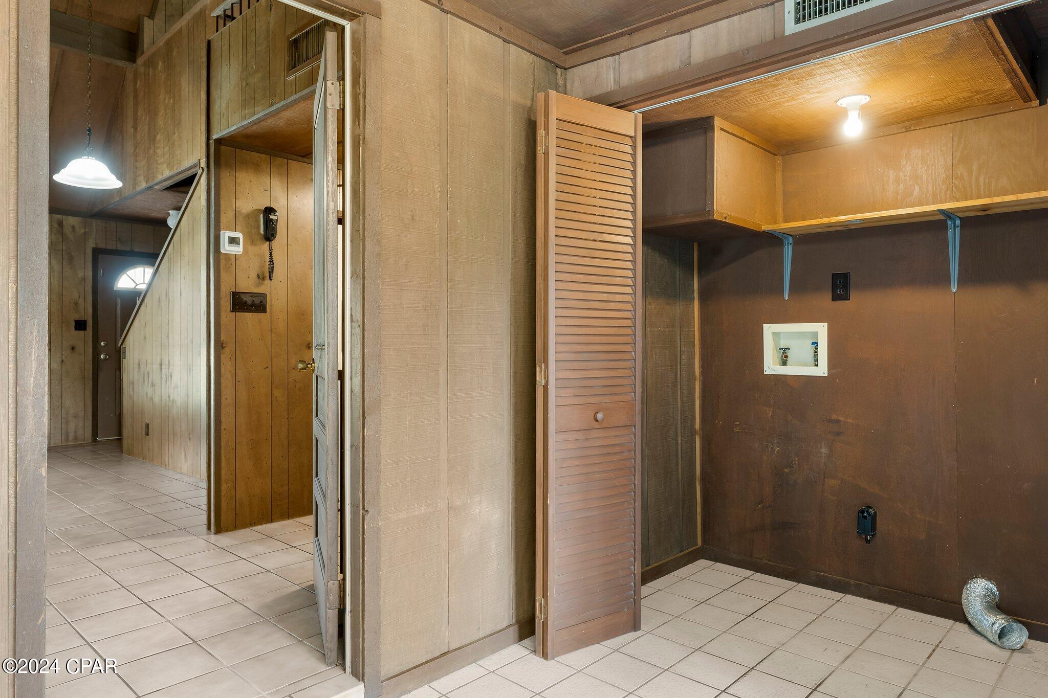 Deerpoint Lake Heights - Residential