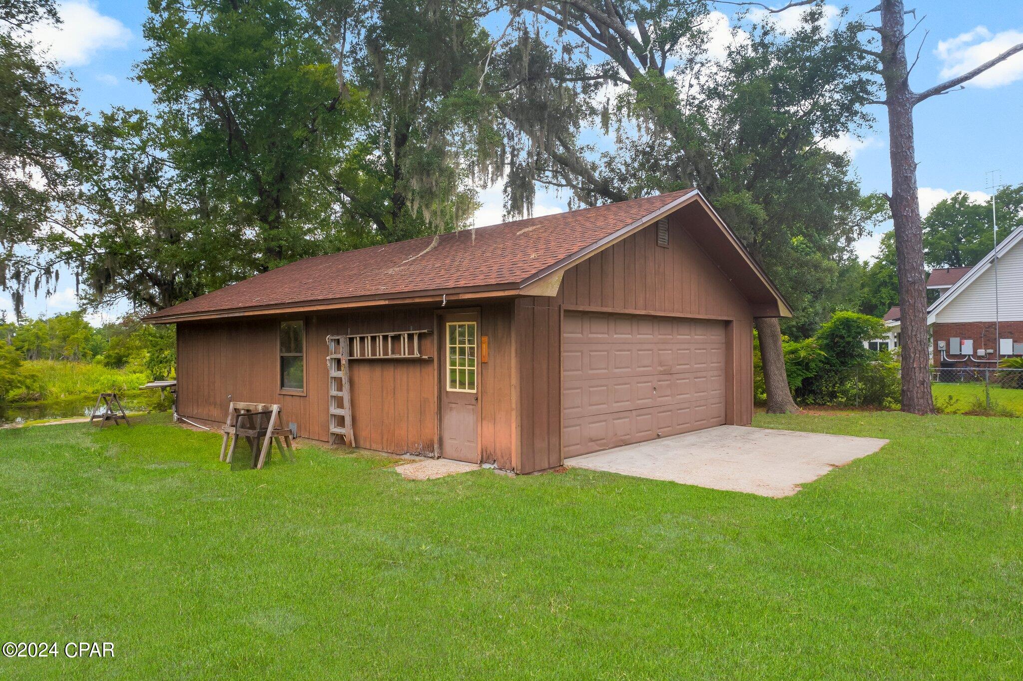 Deerpoint Lake Heights - Residential