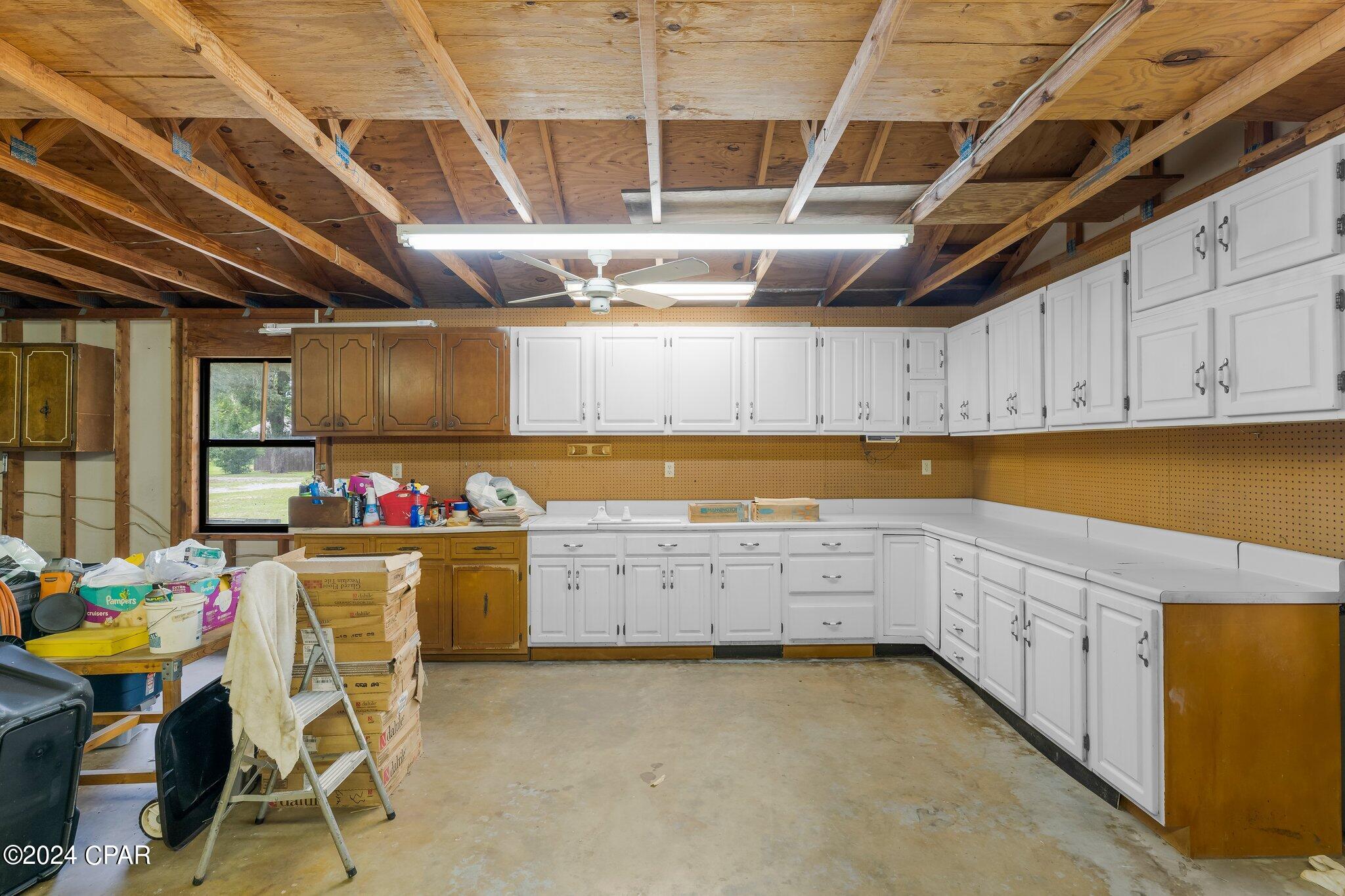 Deerpoint Lake Heights - Residential