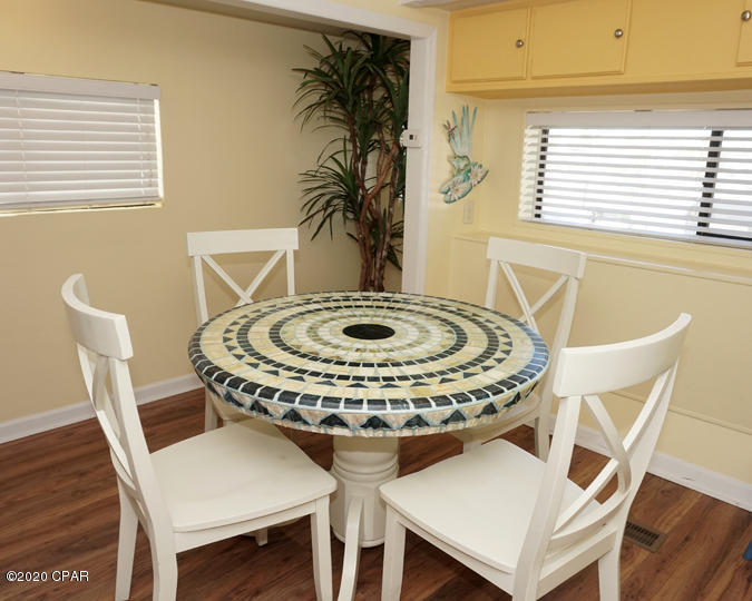 Venture Out Travel Trail - Residential