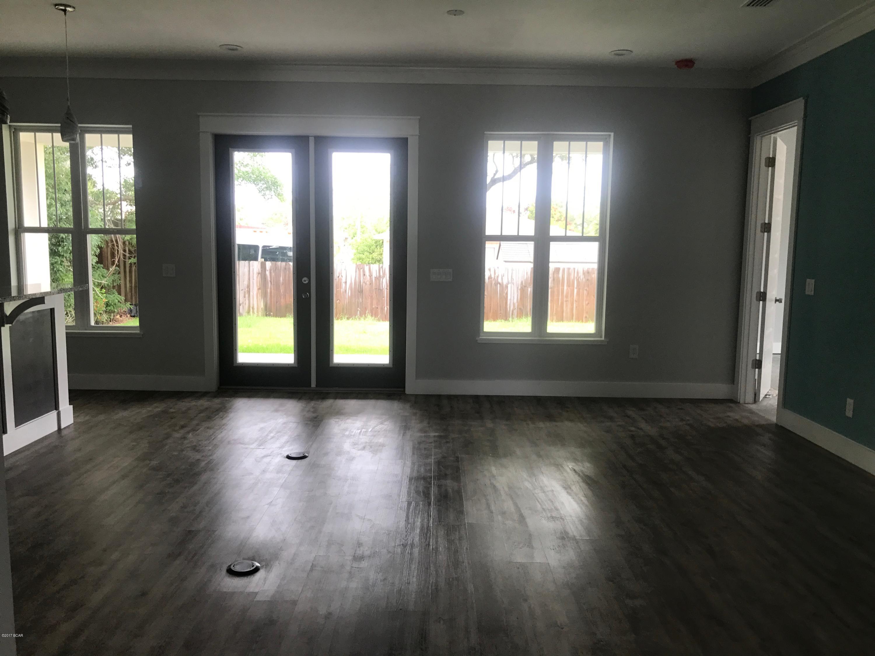 Riviera Beach - Residential