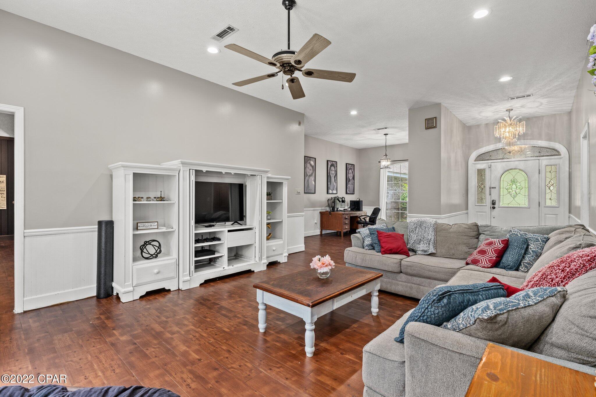 [No Recorded Subdiv] - Residential