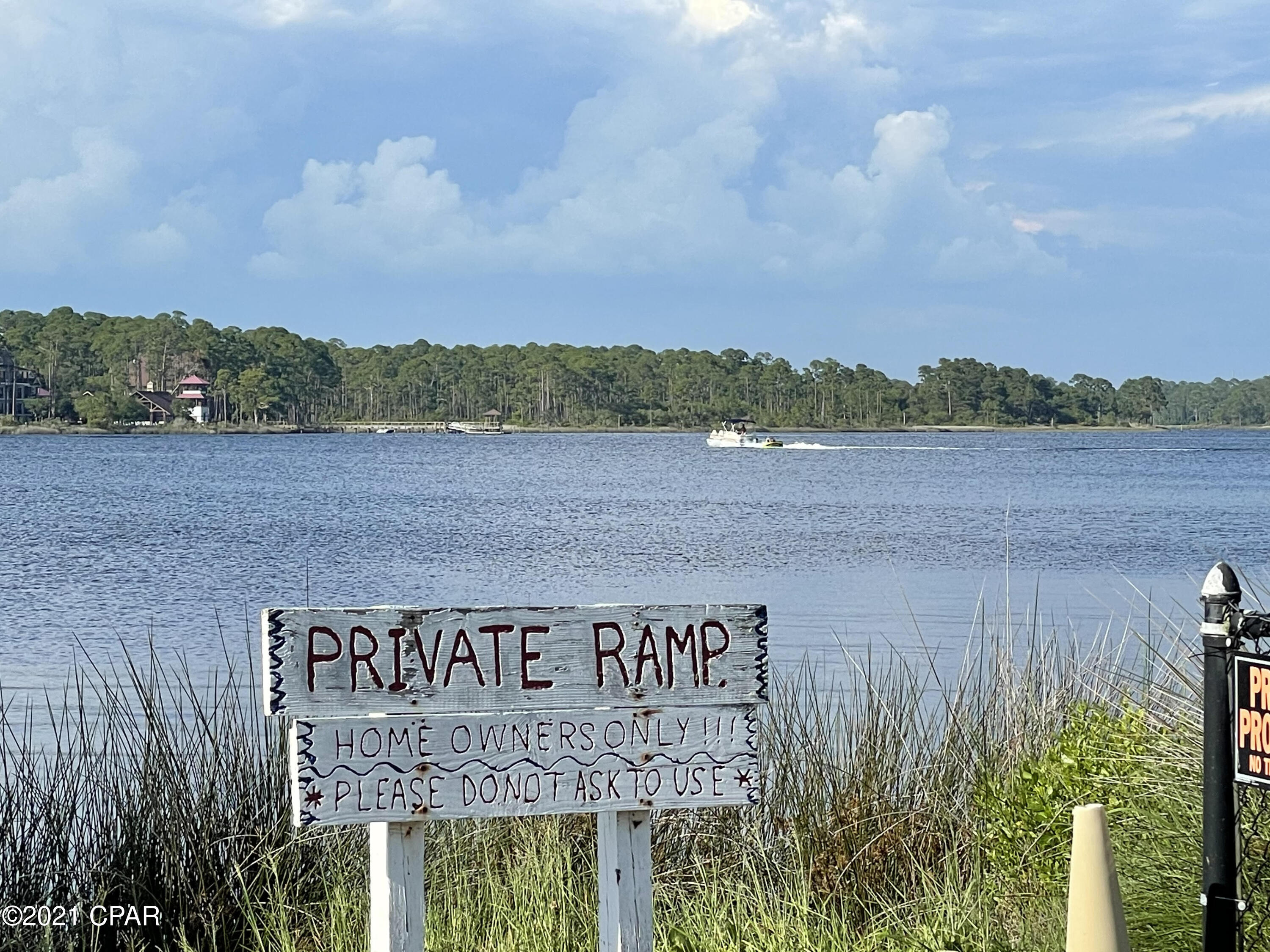 Pirate's Cove Inlet - Residential