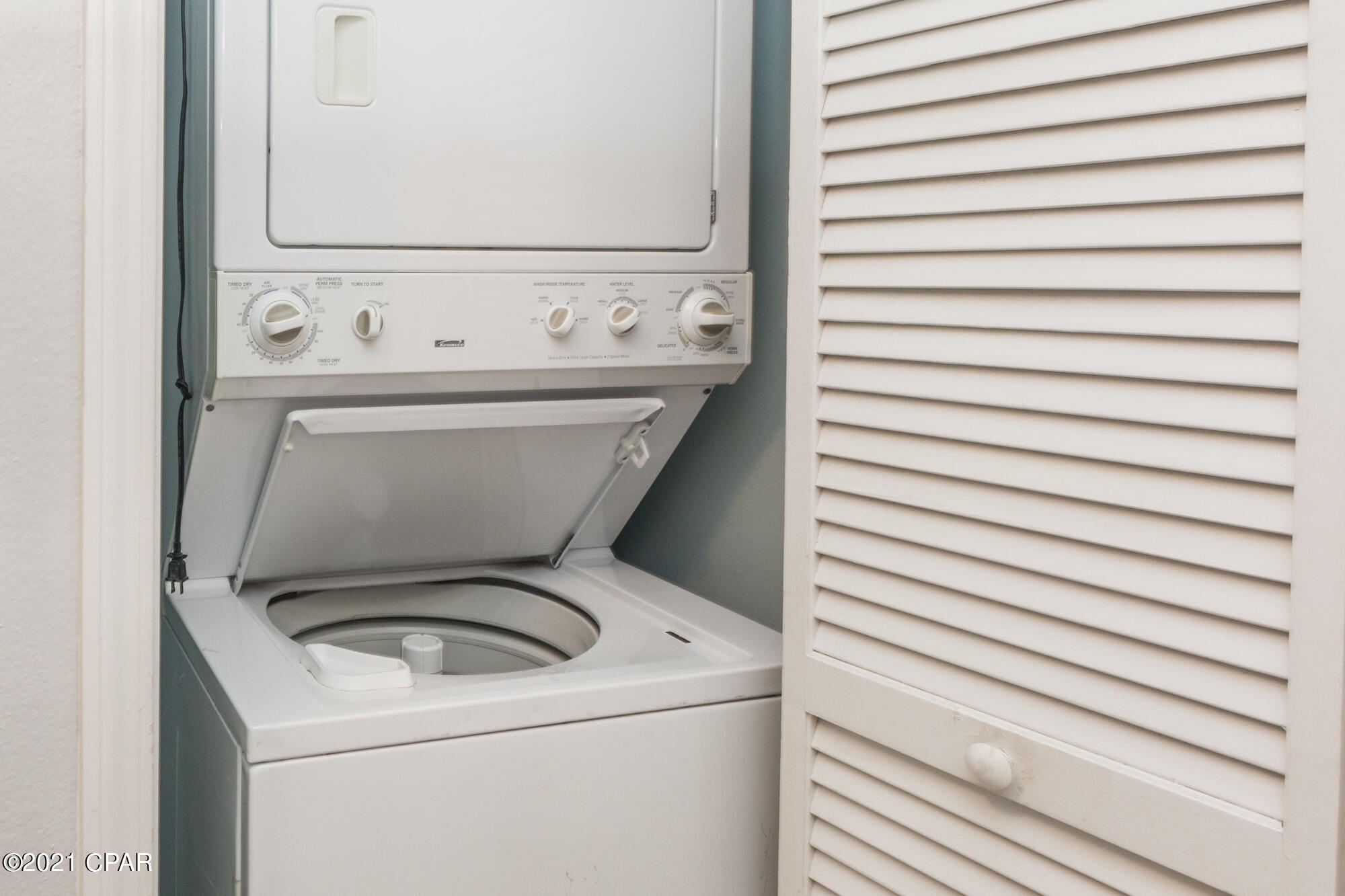 Laketown Wharf - Residential