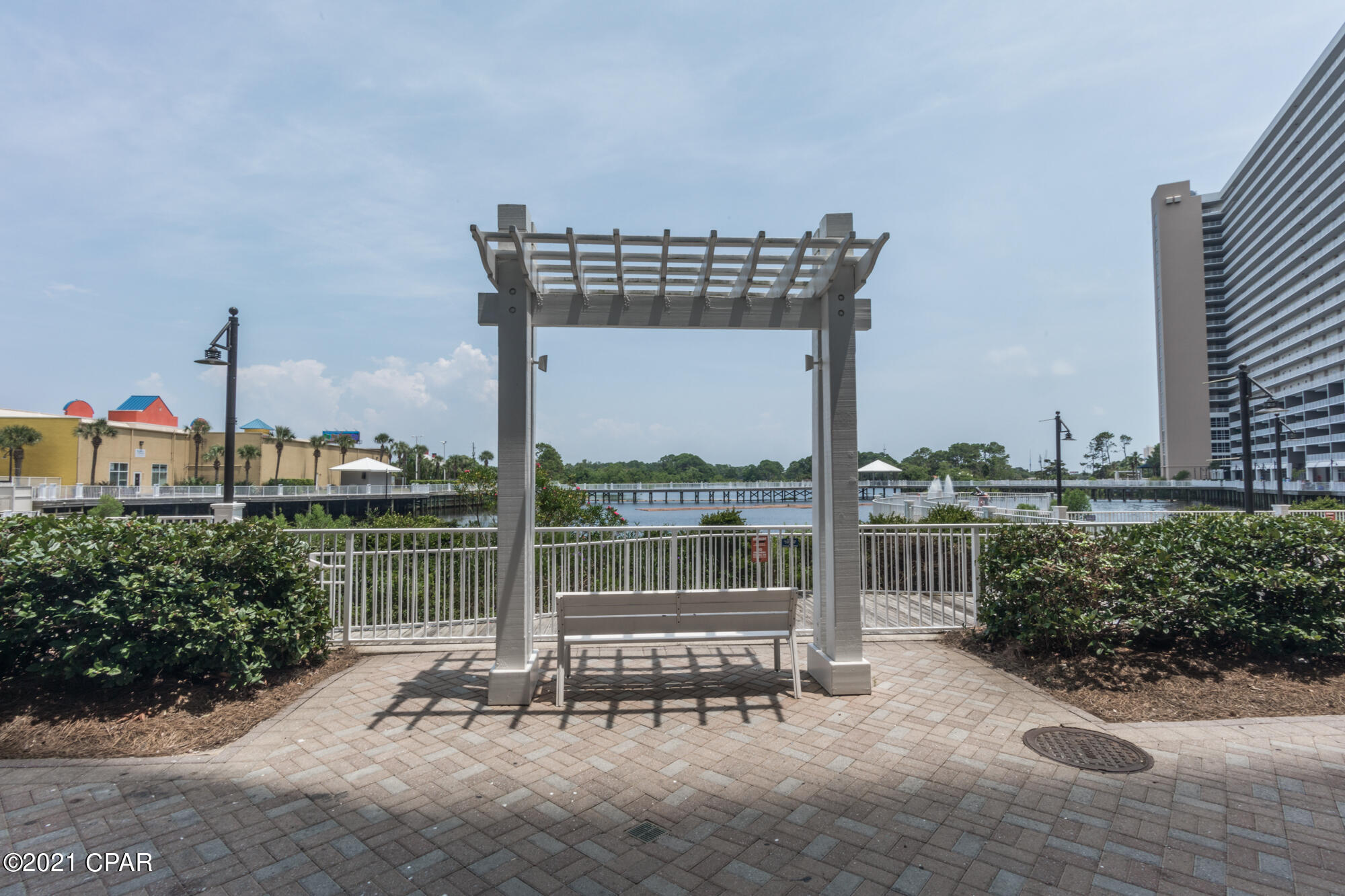 Laketown Wharf - Residential