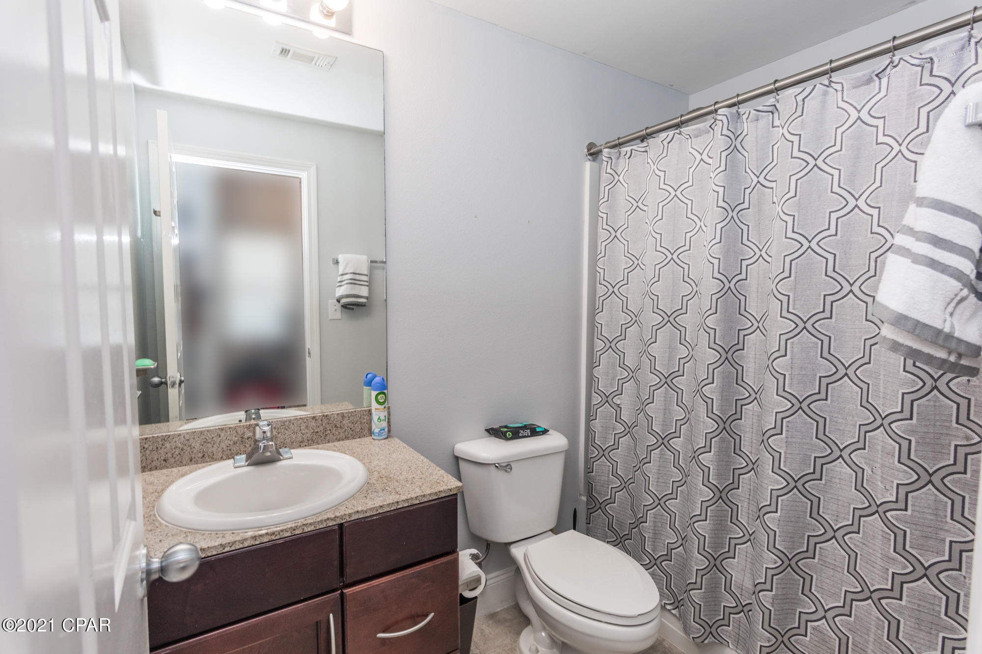 Laketown Wharf - Residential