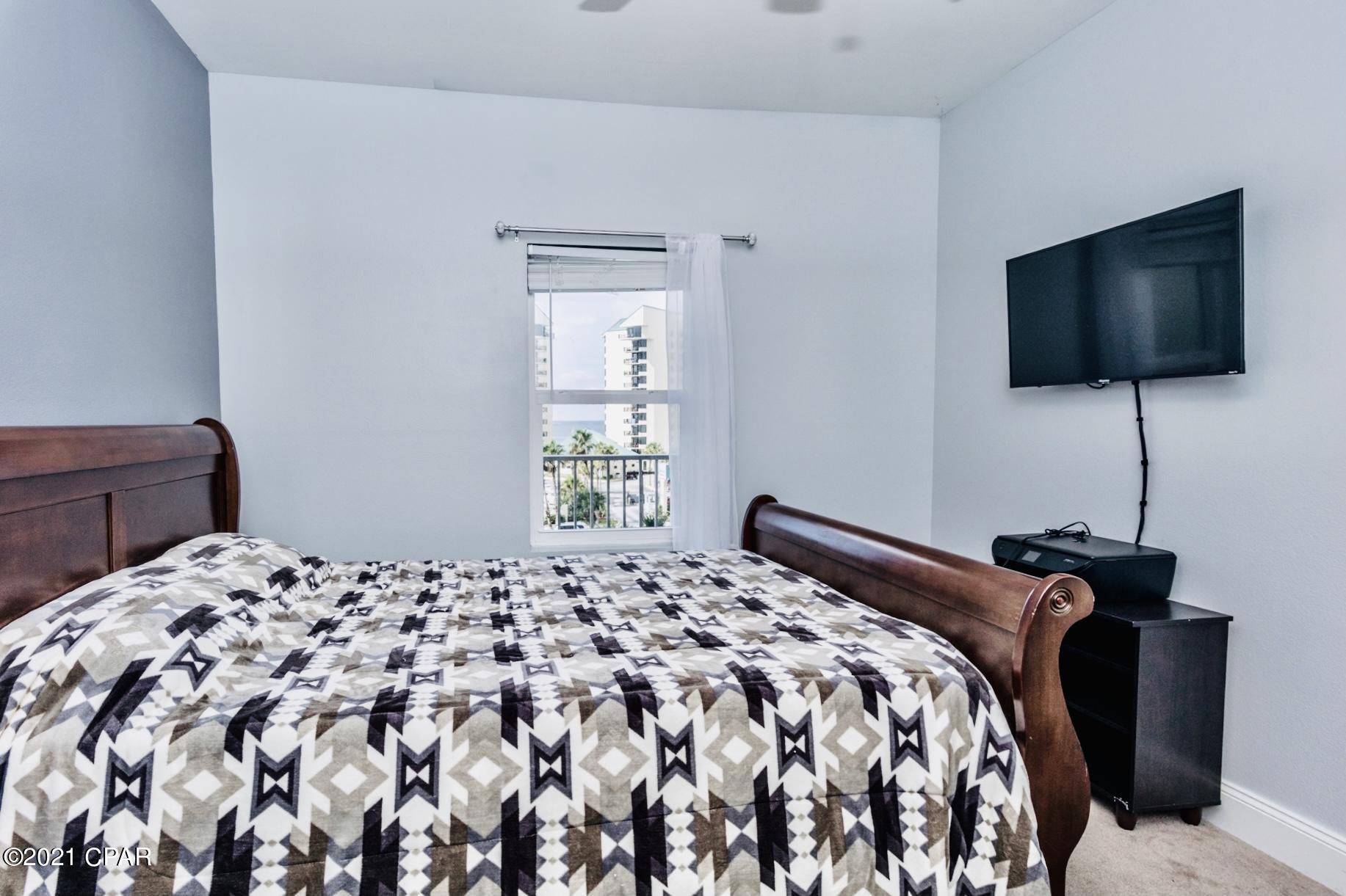 Laketown Wharf - Residential