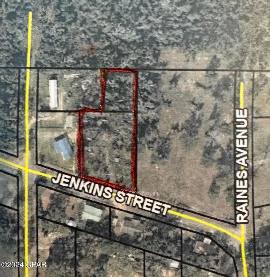 This lot is being sold with the north portion of  property ID 	
28-4N-07-0000-0460-0000. (North side of Jenkins St.) See picture. It has city sewage, water and power. Zoned for mobile homes or site built homes. Great community in the center of this southern hospitality town! Please note measurements are more or less.