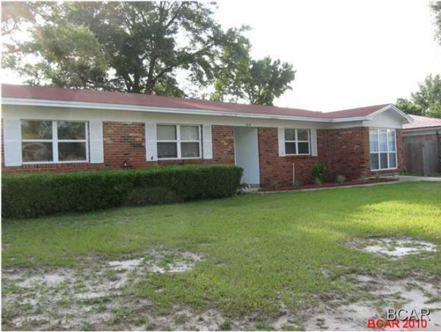 Ranch style home with upgrades throughout kitchen including new refrigerator and stove. Nice large eating are, wood floors, formal living room & den. Conveniently located to Tyndall AFB, shopping, and schools.