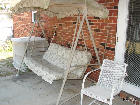 Lannie Rowe Lake Estates U-1 - Residential Lease