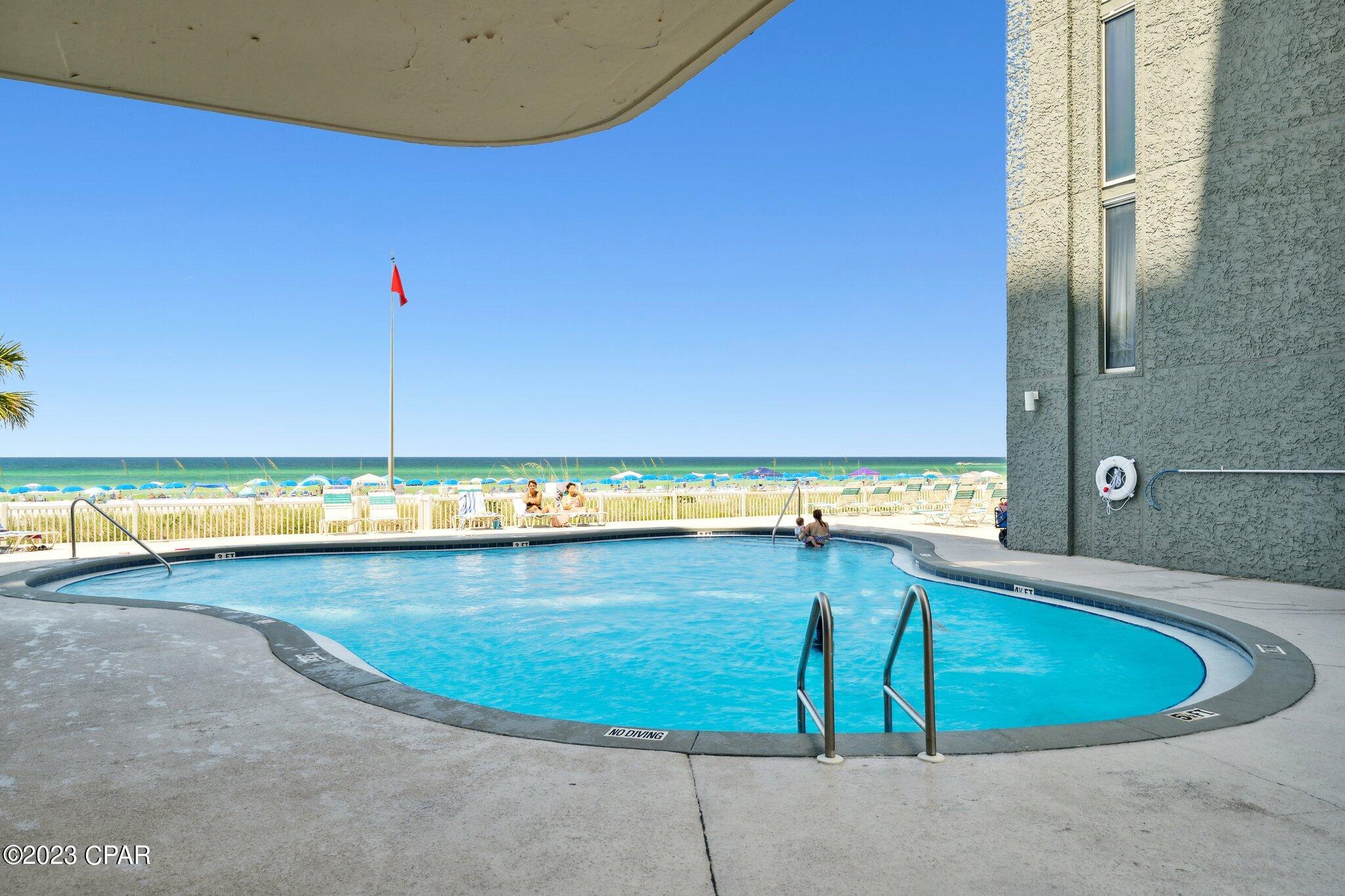 Long Beach Towers IV - Residential