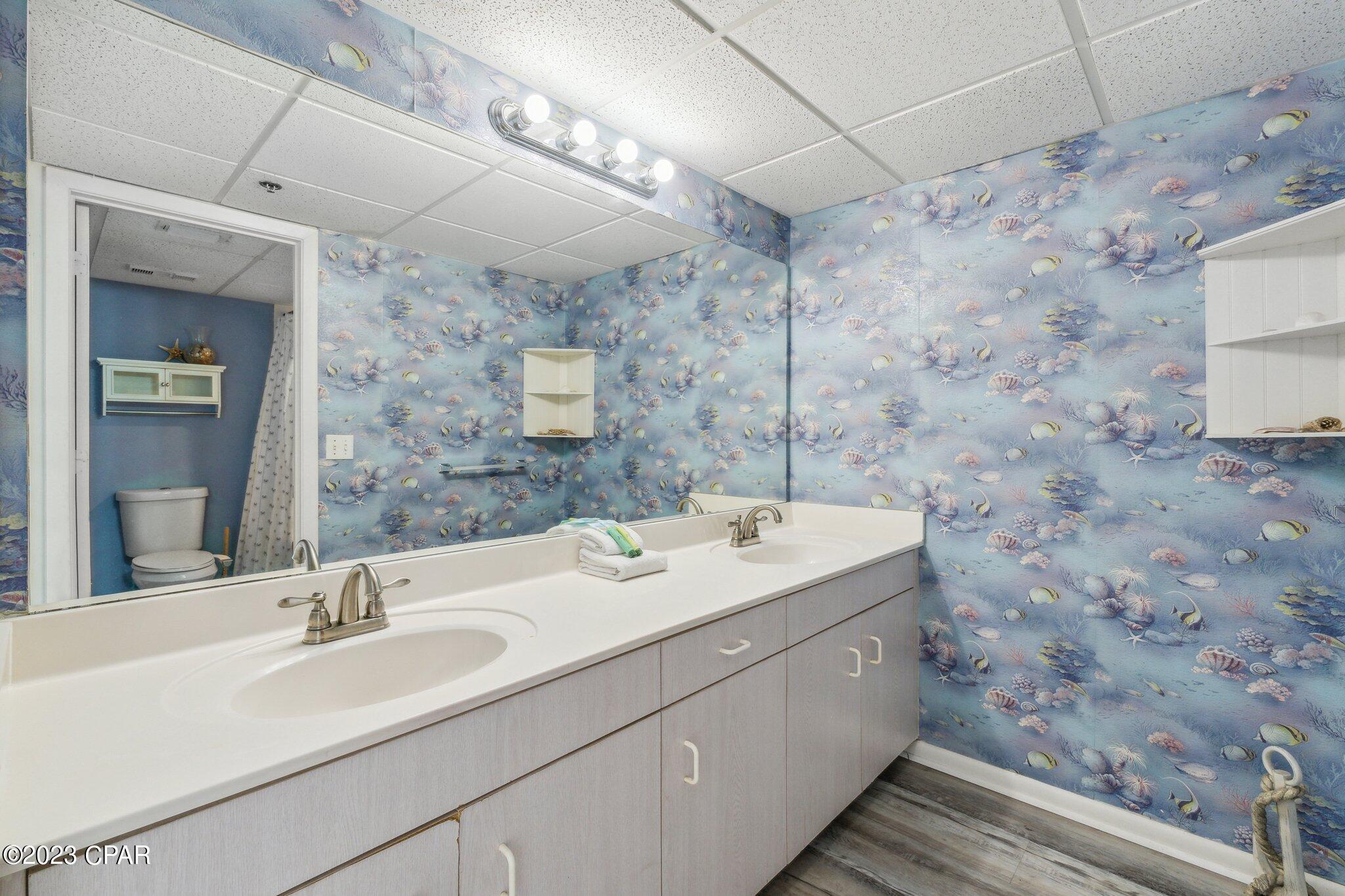 Long Beach Towers IV - Residential