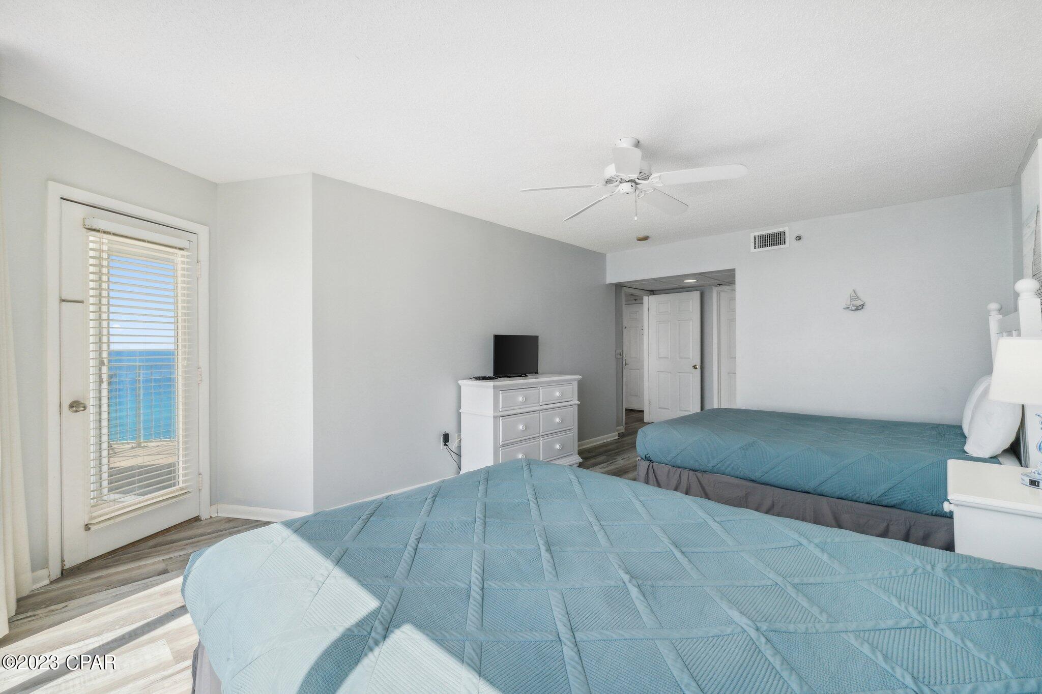 Long Beach Towers IV - Residential