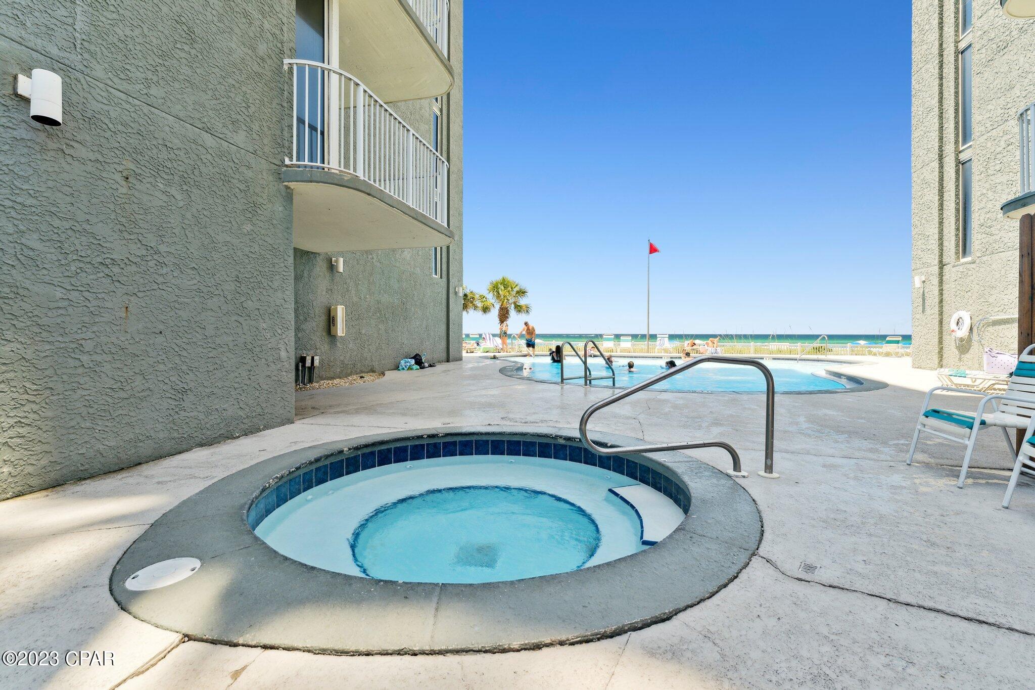 Long Beach Towers IV - Residential