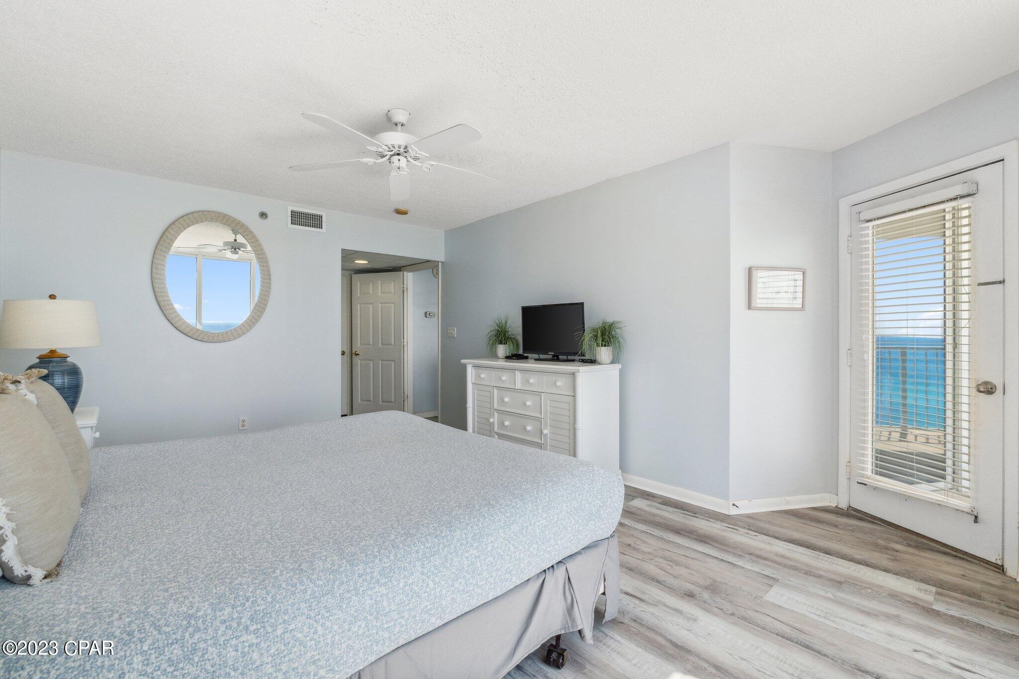 Long Beach Towers IV - Residential