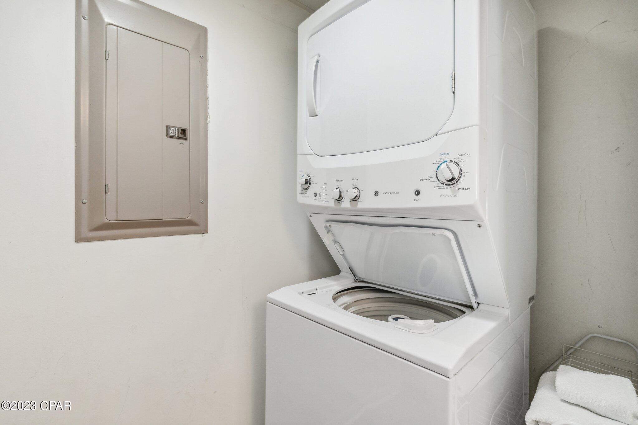 Long Beach Towers IV - Residential