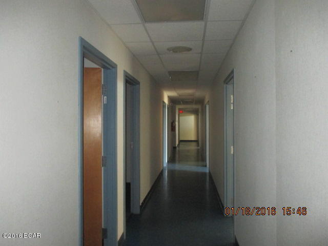 [No Recorded Subdiv] - Commercial Sale