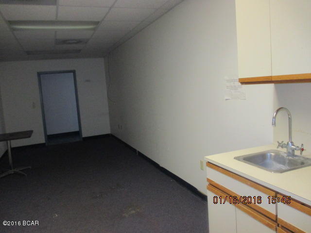 [No Recorded Subdiv] - Commercial Sale