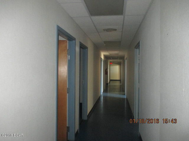 [No Recorded Subdiv] - Commercial Sale