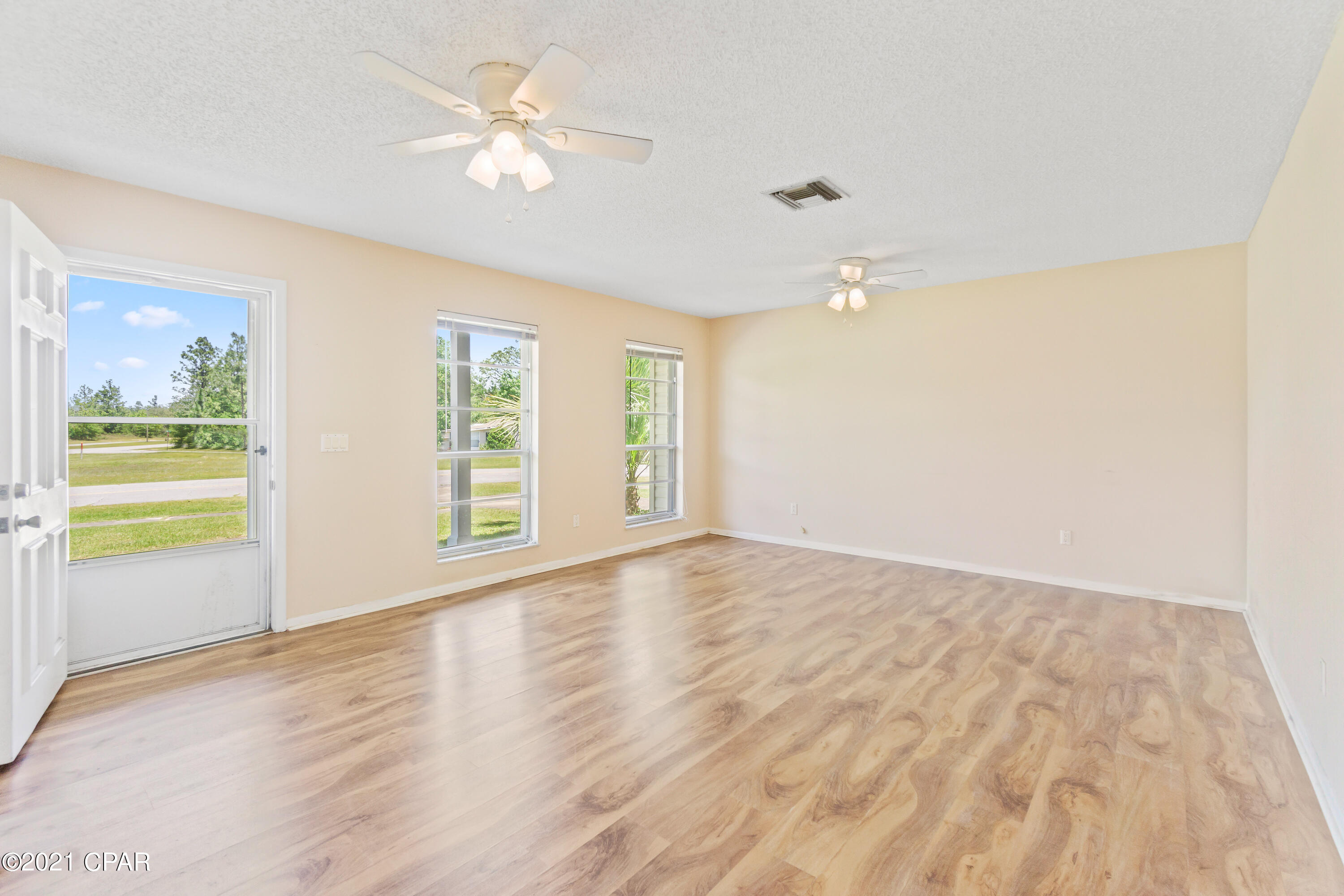 Sunny Hills - Residential