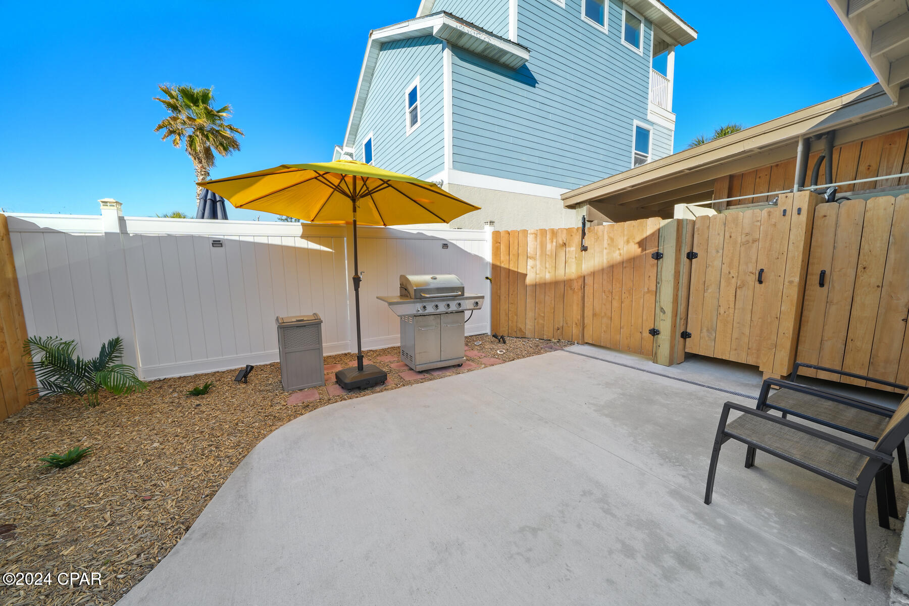 Laguna Beach Estates 1st Add - Residential