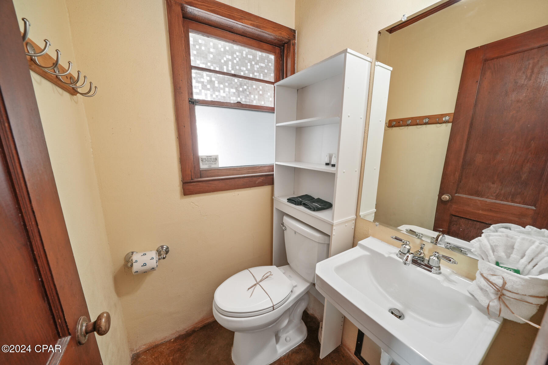 Laguna Beach Estates 1st Add - Residential