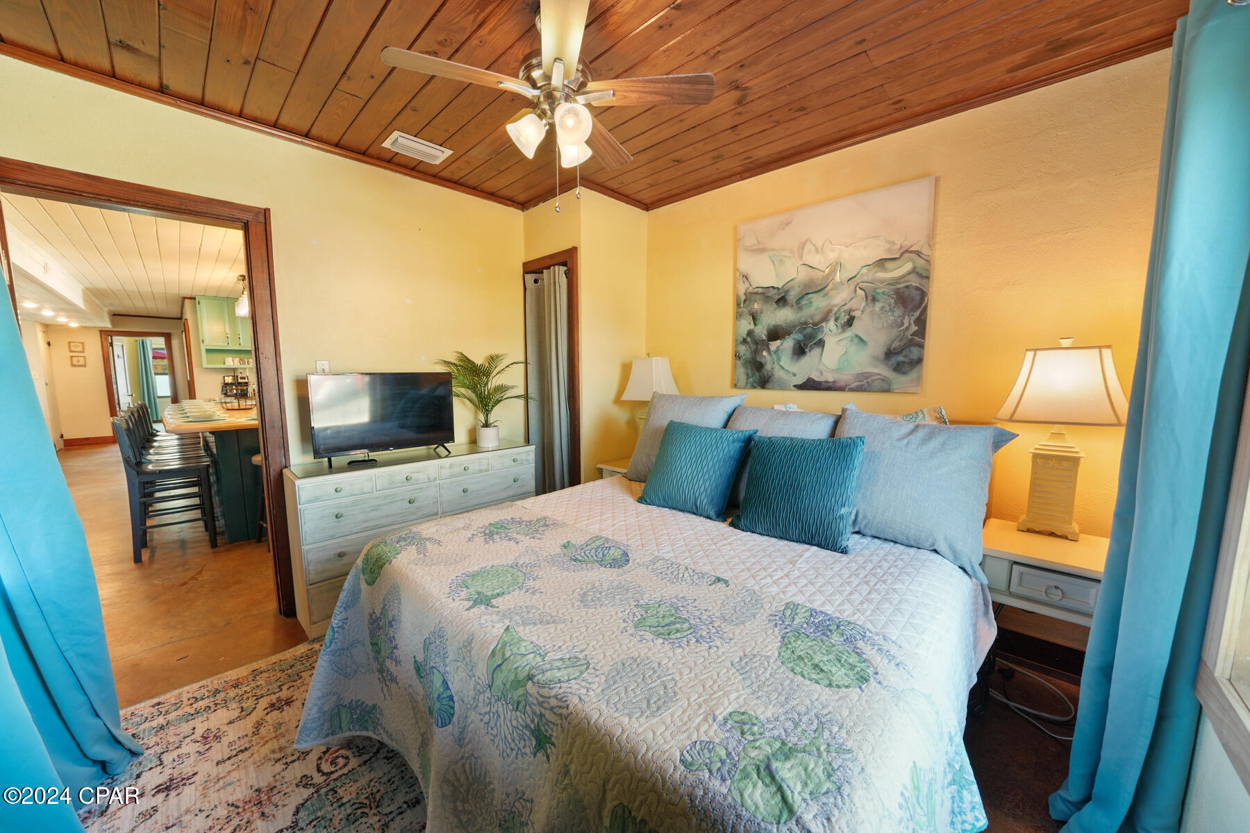 Laguna Beach Estates 1st Add - Residential