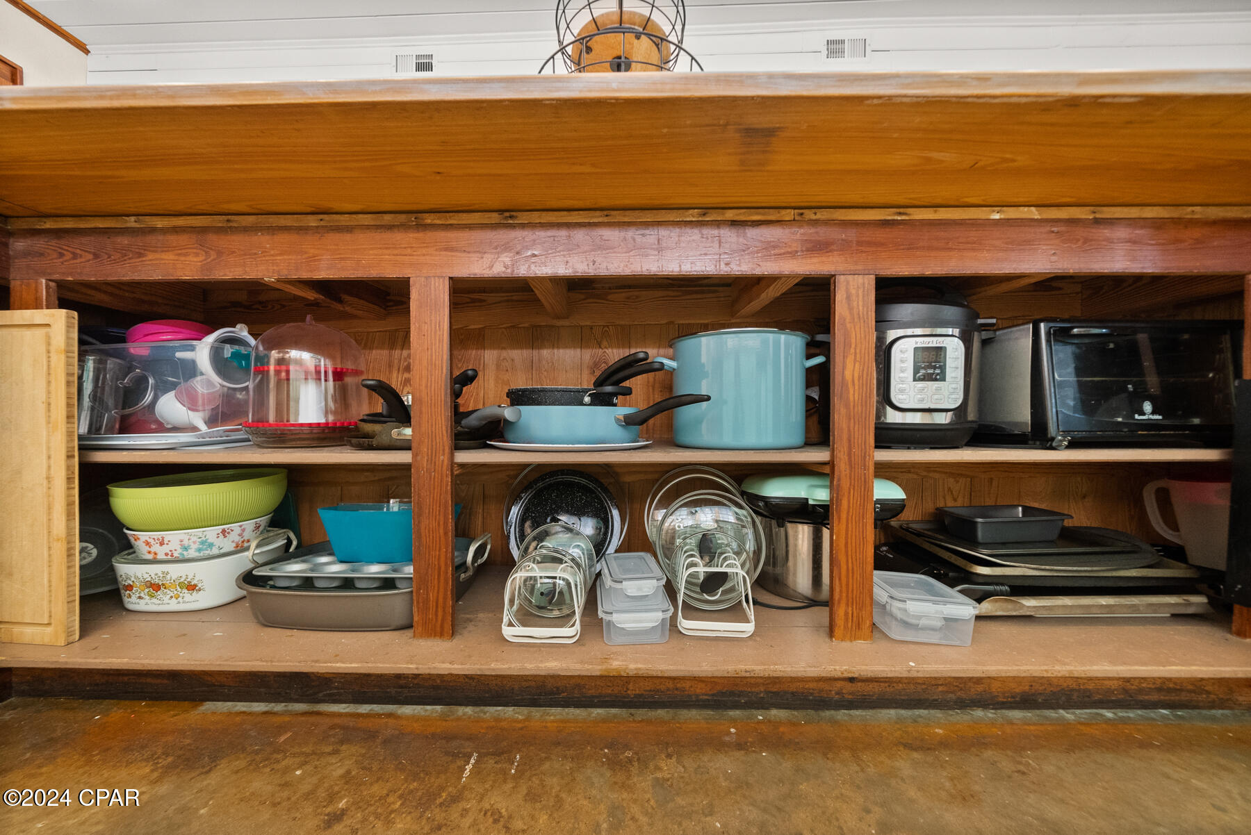 Laguna Beach Estates 1st Add - Residential